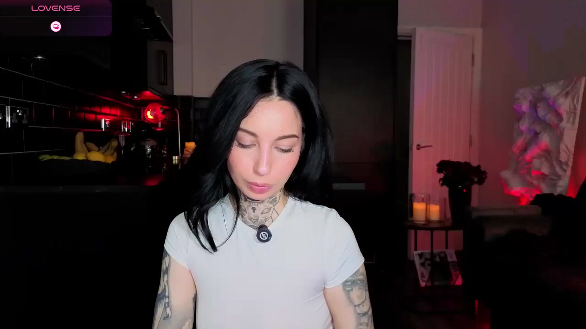 Gallery image thumbnail from Alice's myfreecams stream on, 05/05/2026, 10:24 image 4 of 20