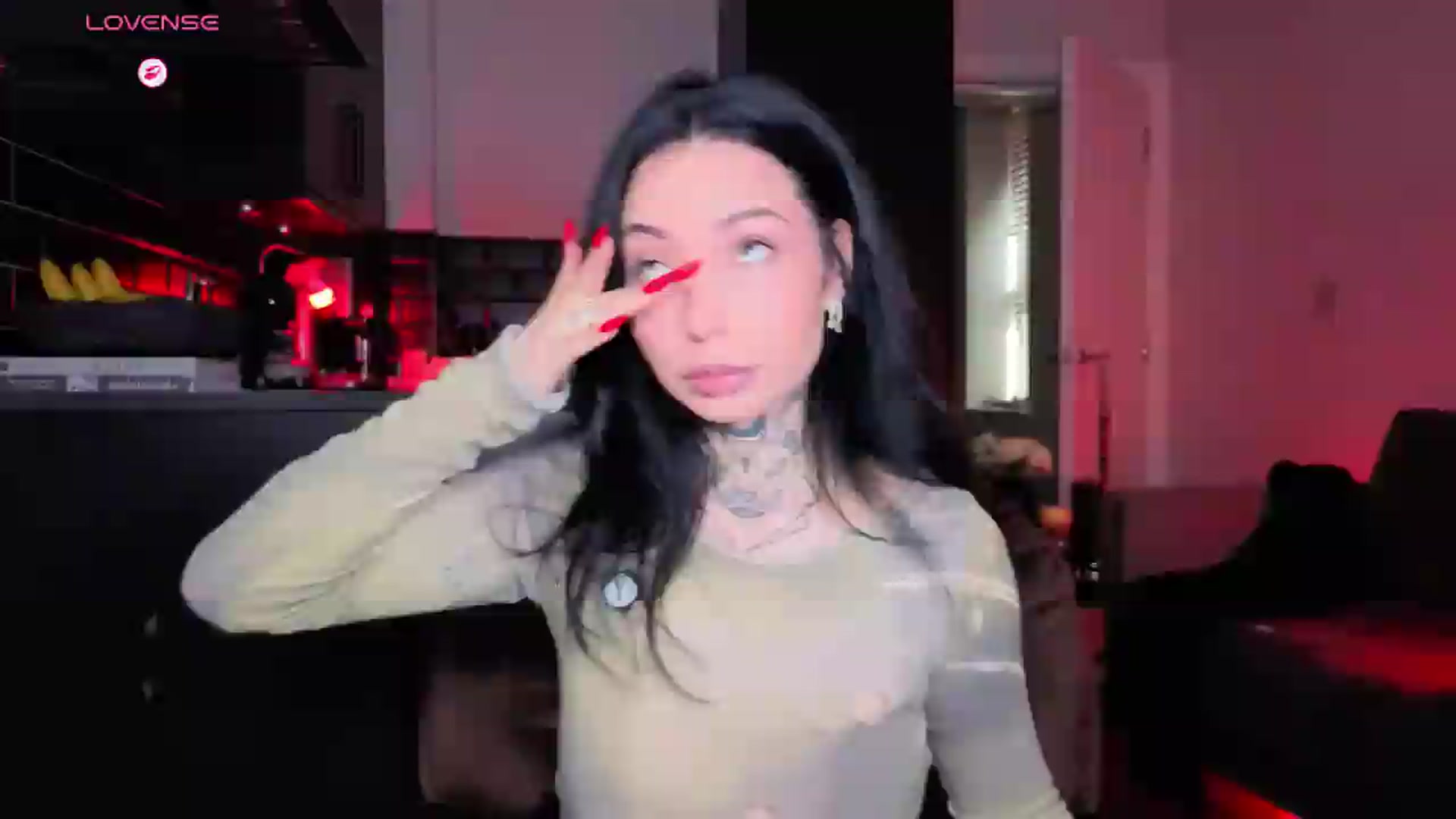 Gallery image thumbnail from Alice's myfreecams stream on, 09/11/2026, 10:04 image 1 of 20
