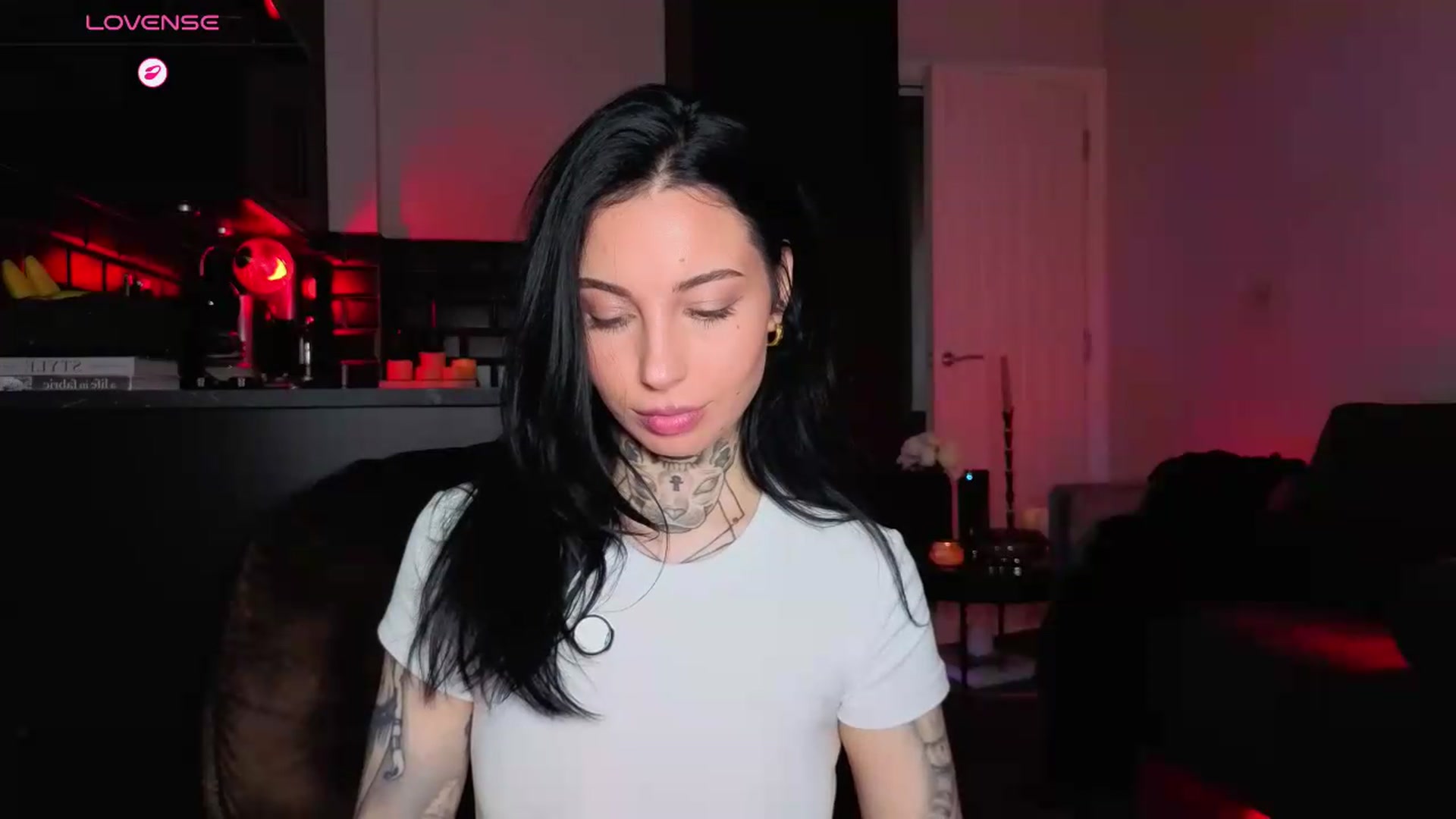 Gallery image thumbnail from Alice's myfreecams stream on, 09/12/2026, 09:52 image 7 of 20