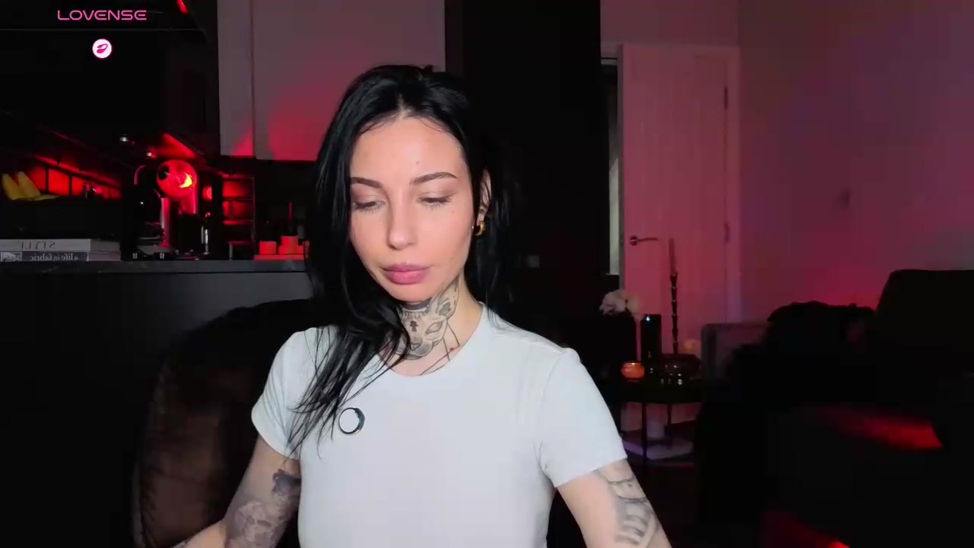 Gallery image thumbnail from Alice's myfreecams stream on, 09/12/2026, 09:52 image 9 of 20