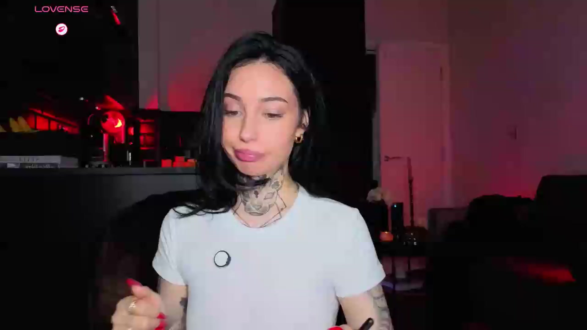 Gallery image thumbnail from Alice's myfreecams stream on, 09/12/2026, 09:52 image 5 of 20