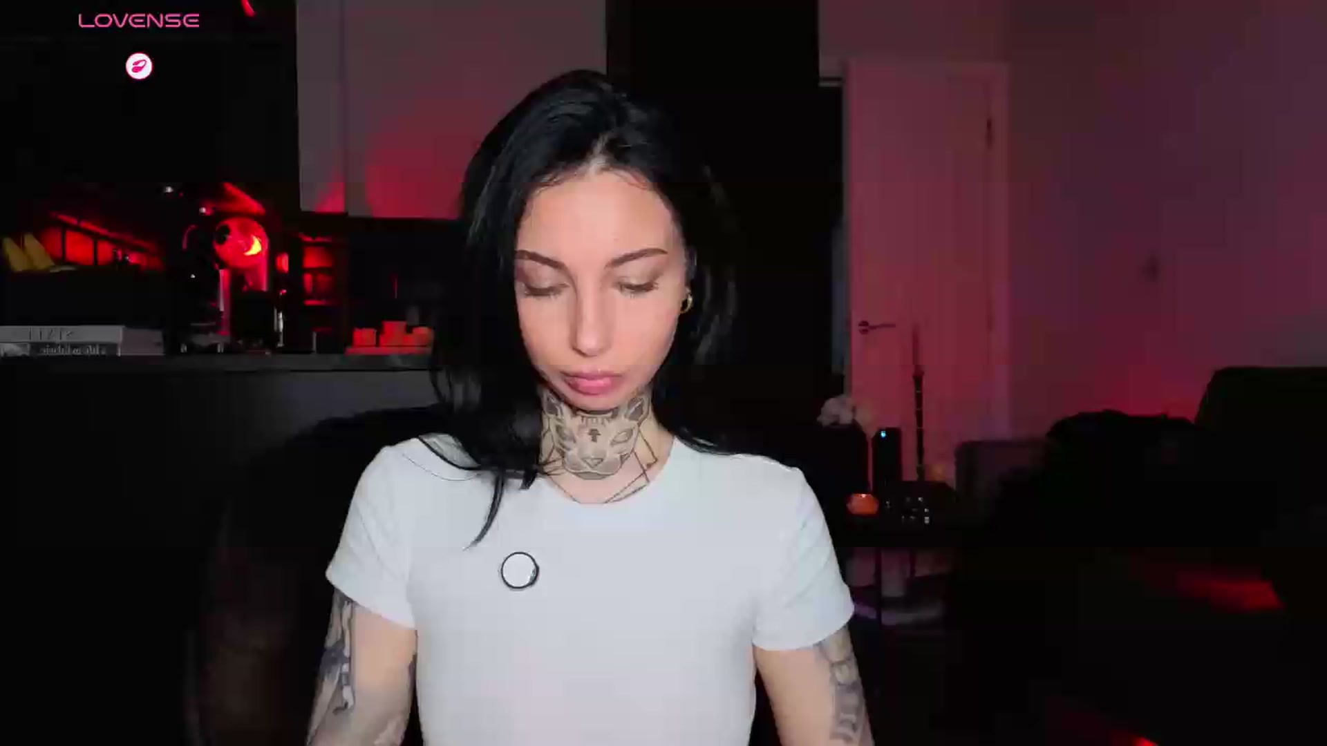 Gallery image thumbnail from Alice's myfreecams stream on, 09/12/2026, 09:52 image 6 of 20