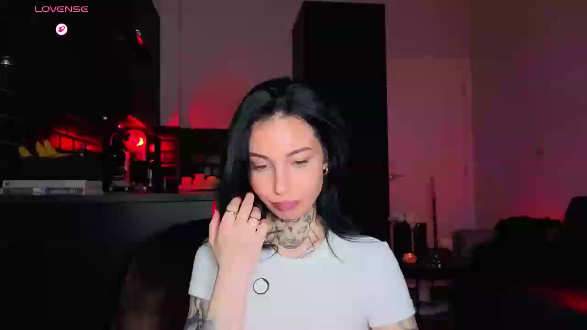 Gallery image thumbnail from Alice's myfreecams stream on, 09/12/2026, 12:06 image 13 of 20