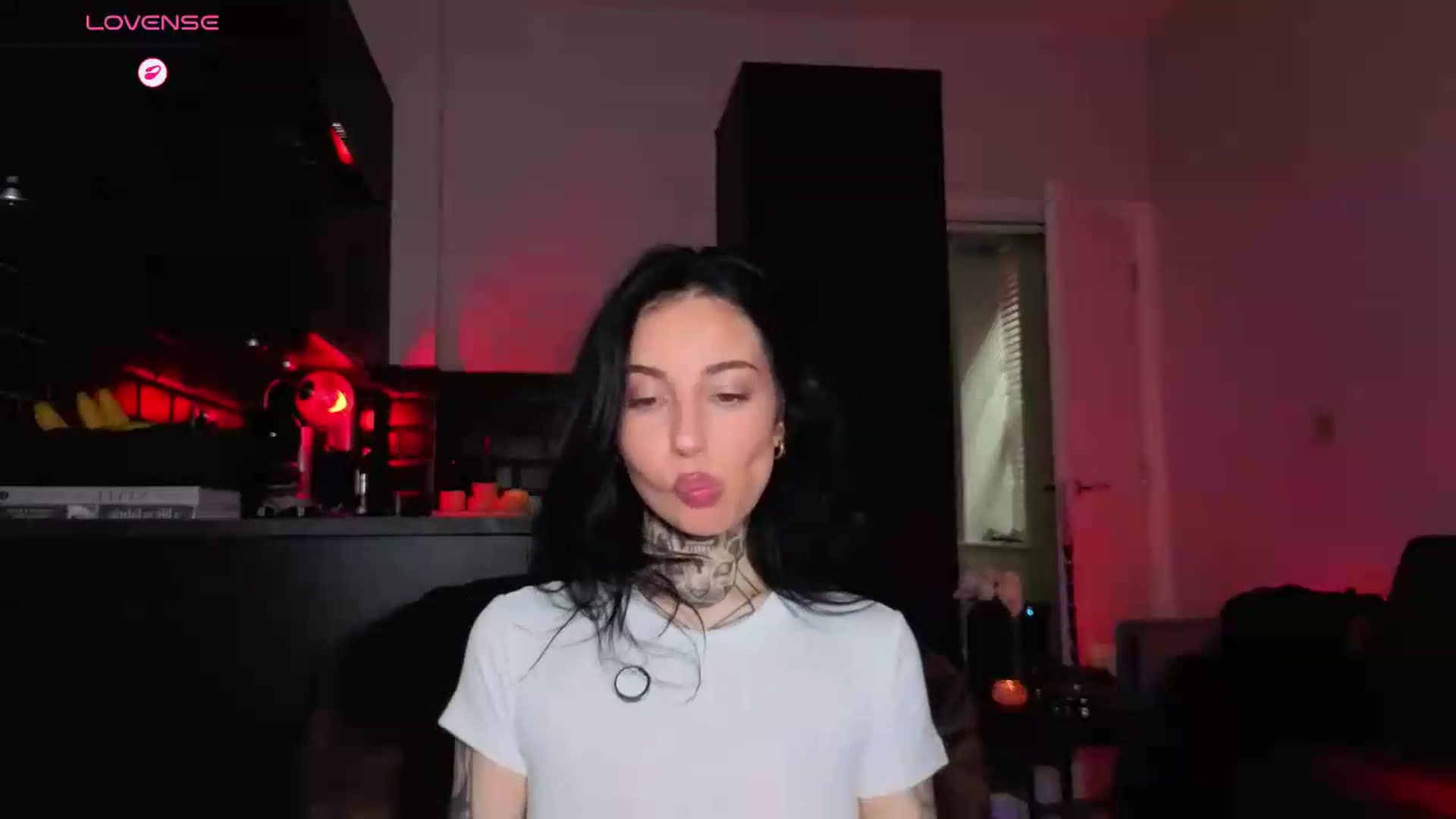 Gallery image thumbnail from Alice's myfreecams stream on, 09/12/2026, 12:06 image 3 of 20