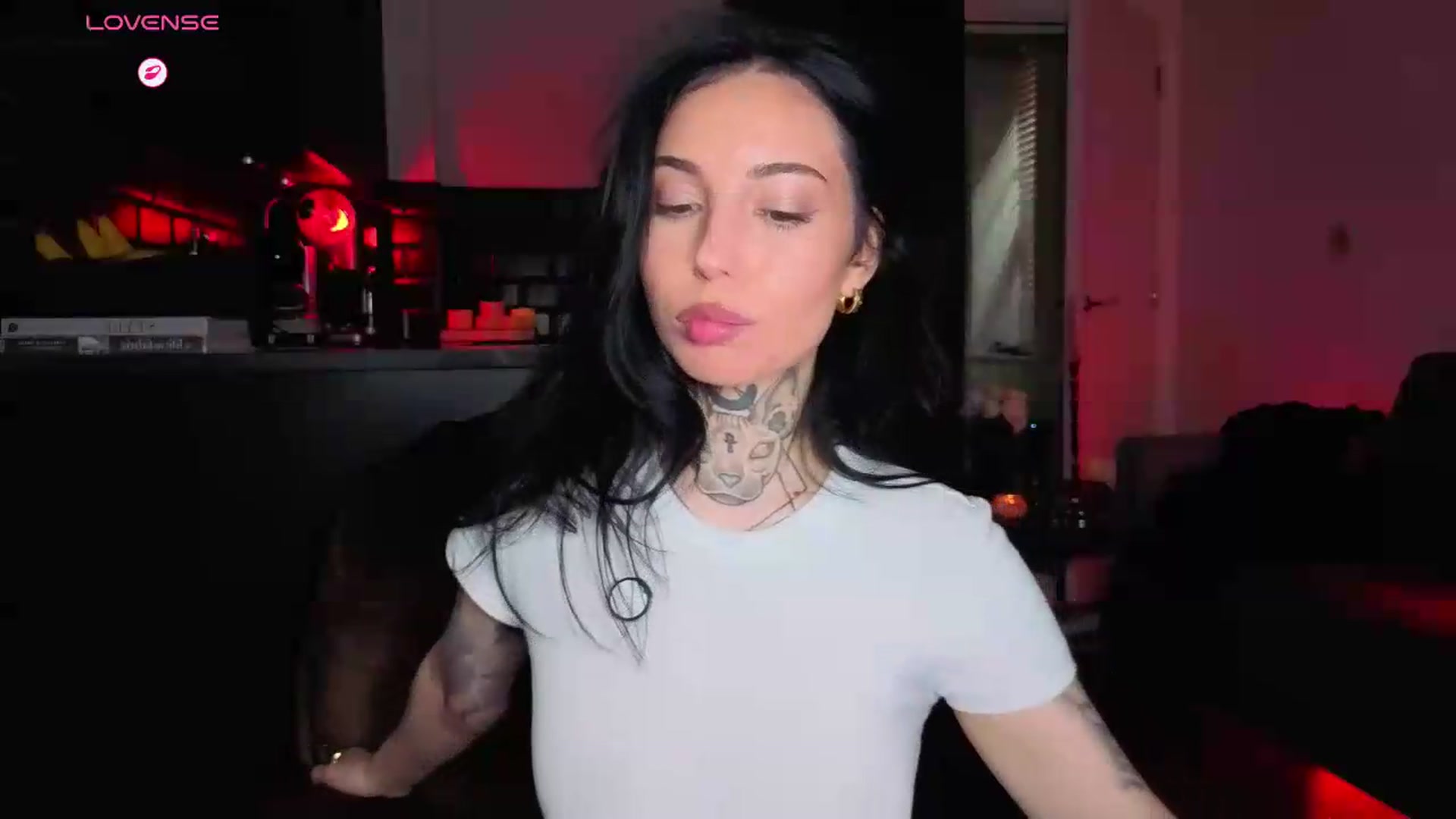 Gallery image thumbnail from Alice's myfreecams stream on, 09/12/2026, 12:06 image 7 of 20