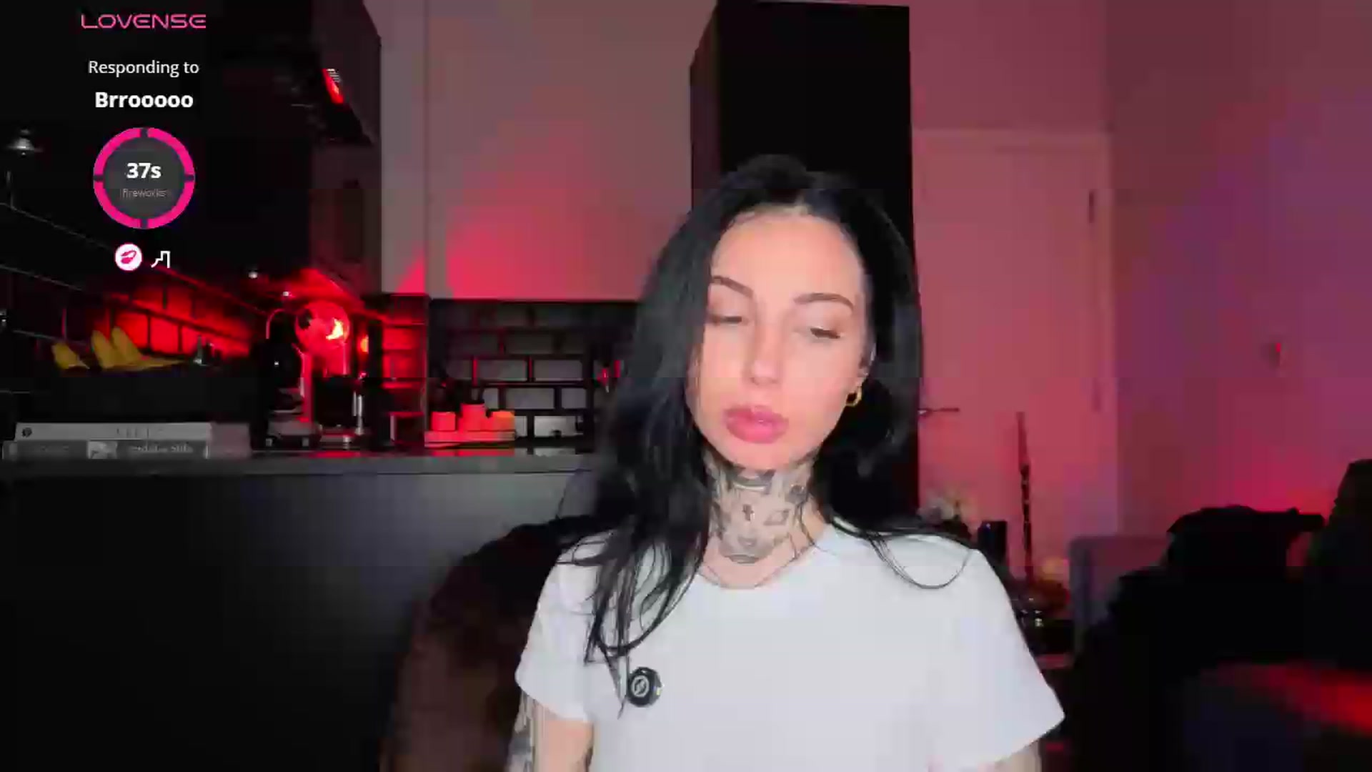 Gallery image thumbnail from Alice's myfreecams stream on, 09/12/2026, 12:31 image 2 of 20