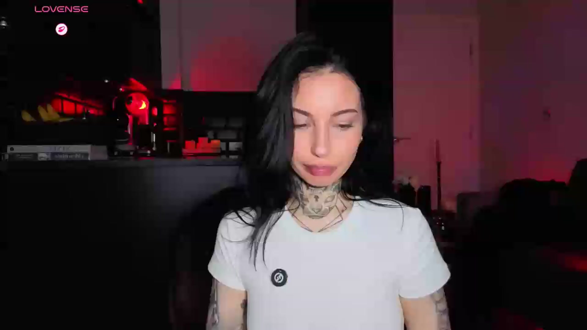 Gallery image thumbnail from Alice's myfreecams stream on, 09/12/2026, 12:31 image 14 of 20