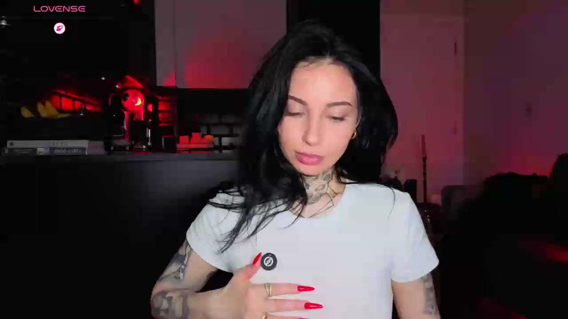 Gallery image thumbnail from Alice's myfreecams stream on, 09/12/2026, 12:31 image 12 of 20