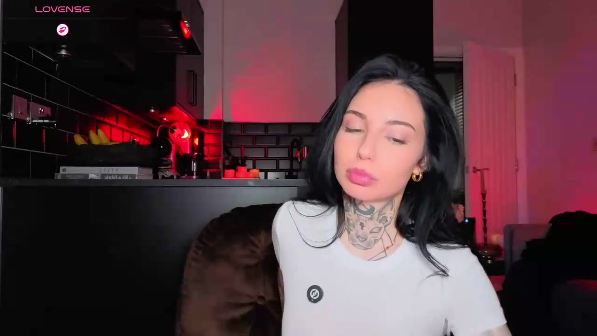 Gallery image thumbnail from Alice's myfreecams stream on, 09/12/2026, 15:00 image 11 of 20