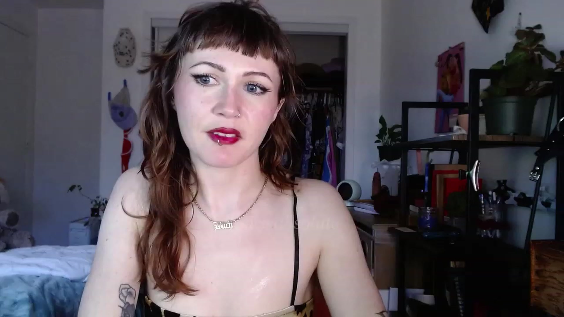 Gallery image thumbnail from AliceBdayBabe's myfreecams stream on, 01/04/2023, 23:17 image 15 of 20