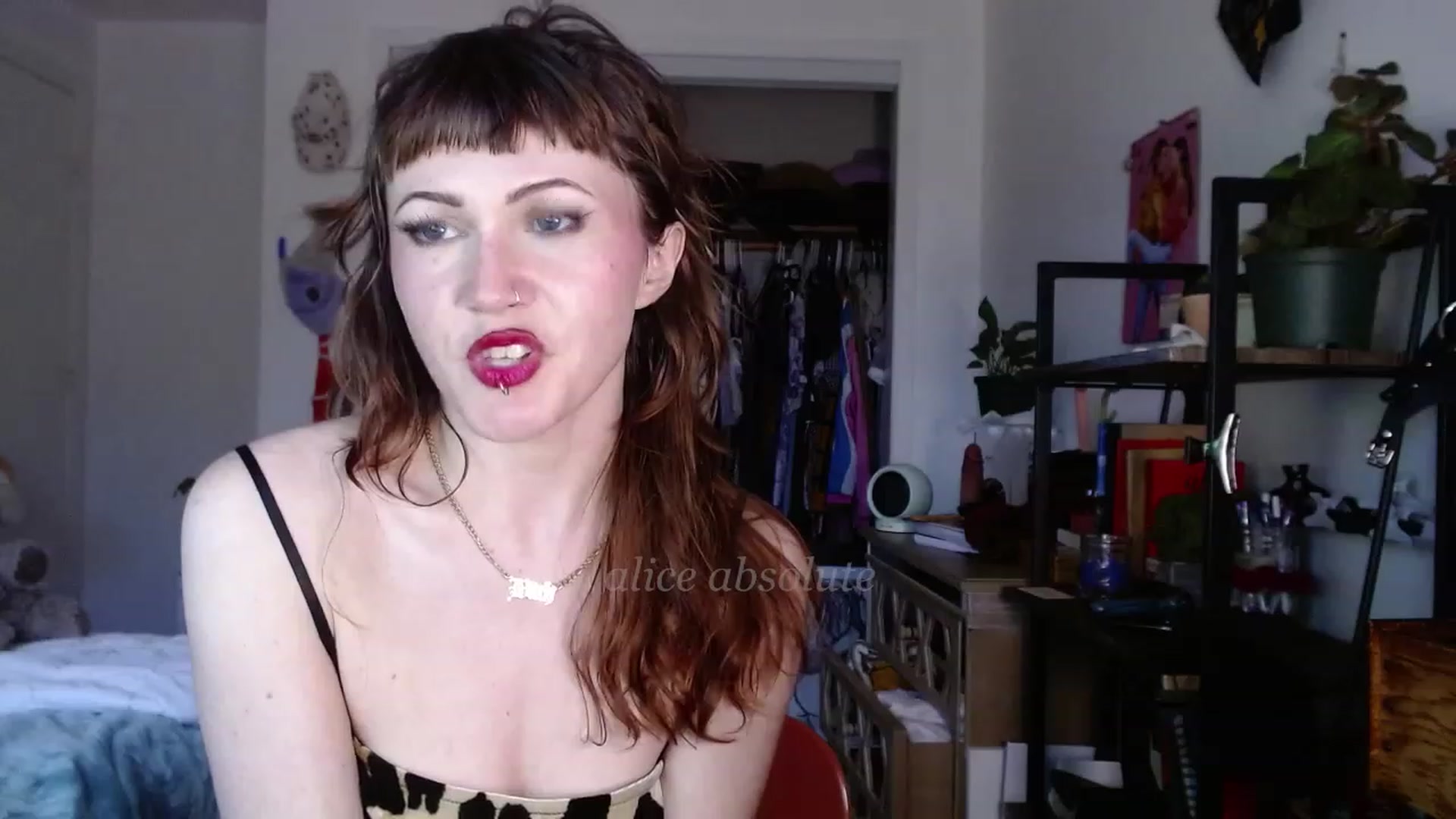 Gallery image thumbnail from AliceBdayBabe's myfreecams stream on, 01/04/2023, 23:17 image 13 of 20