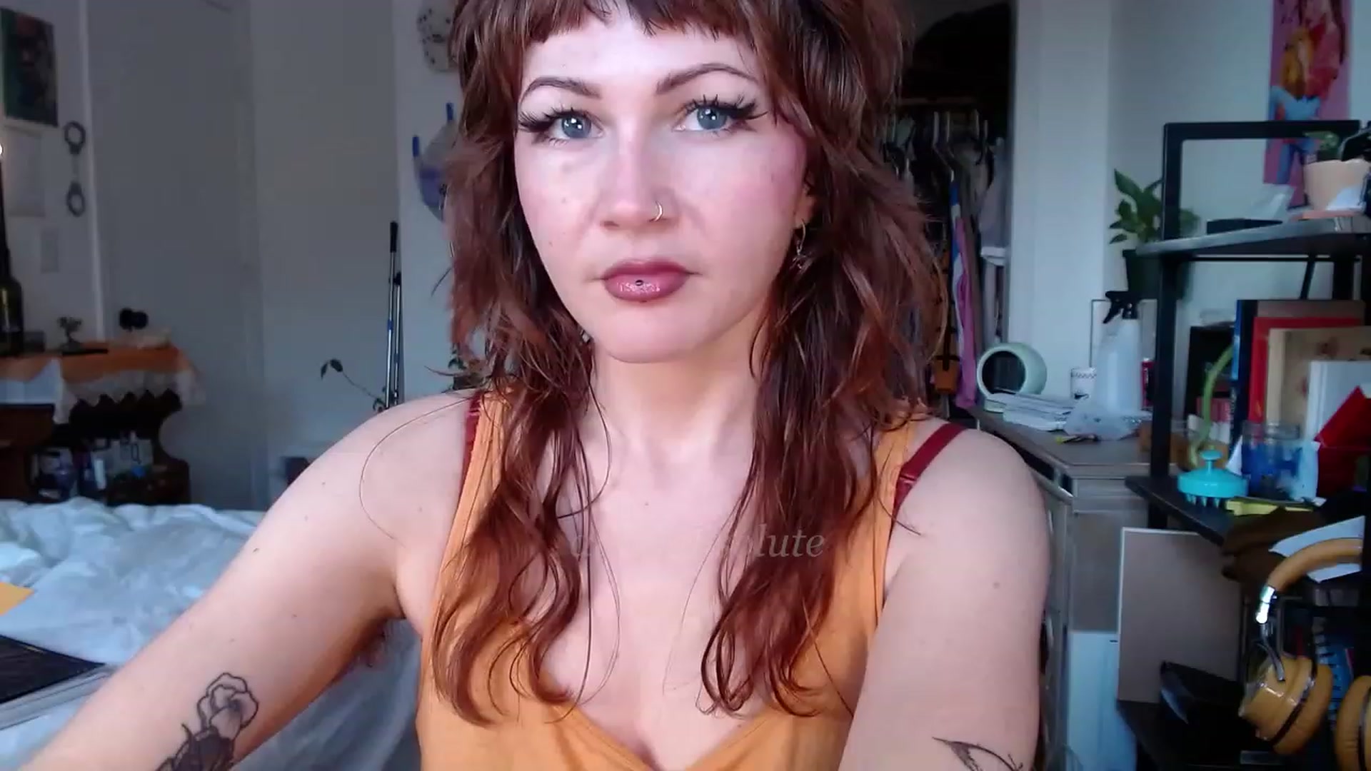 Gallery image thumbnail from AliceBdayBabe's myfreecams stream on, 01/17/2023, 19:41 image 2 of 20