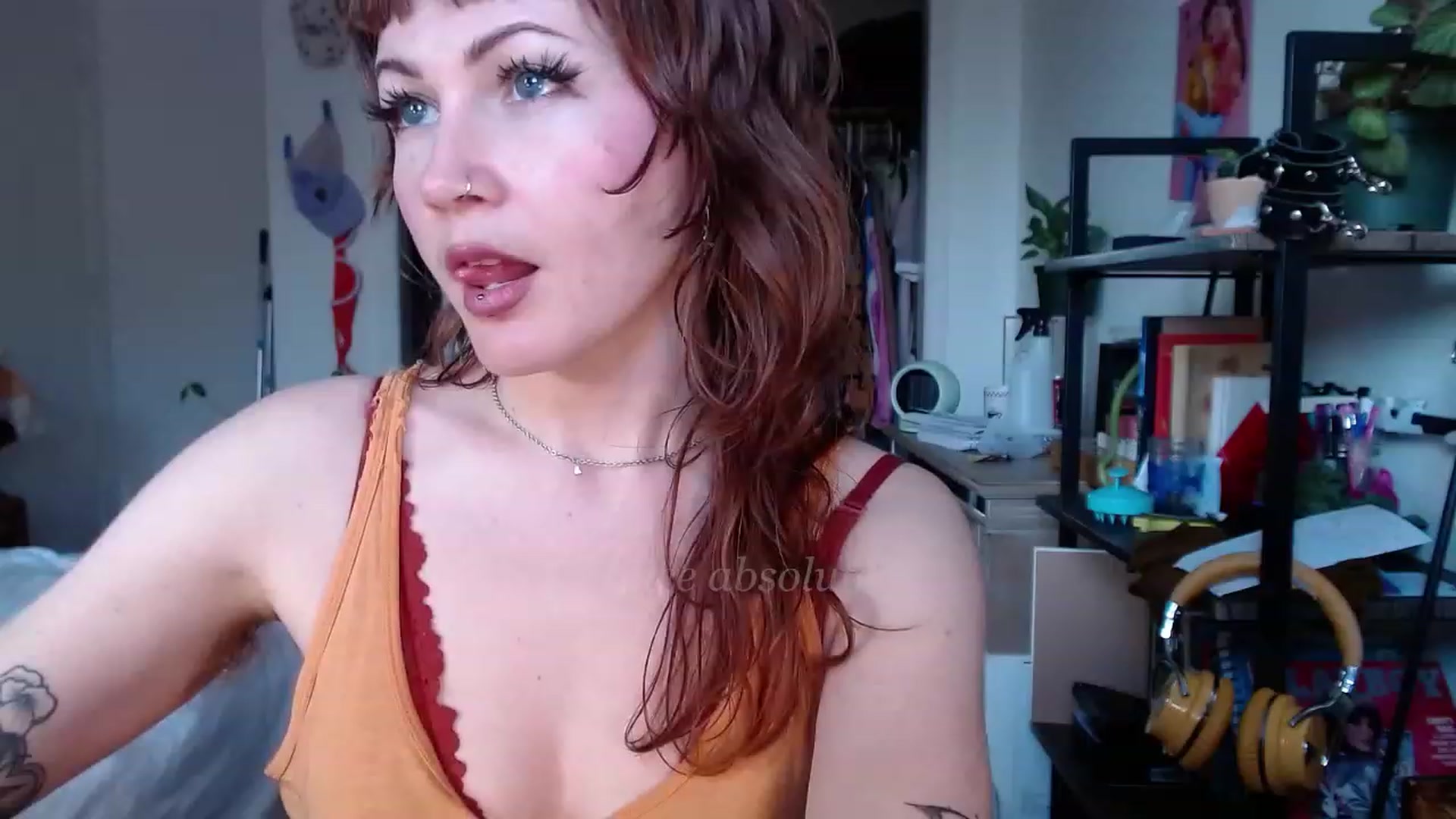 Gallery image thumbnail from AliceBdayBabe's myfreecams stream on, 01/17/2023, 19:41 image 17 of 20