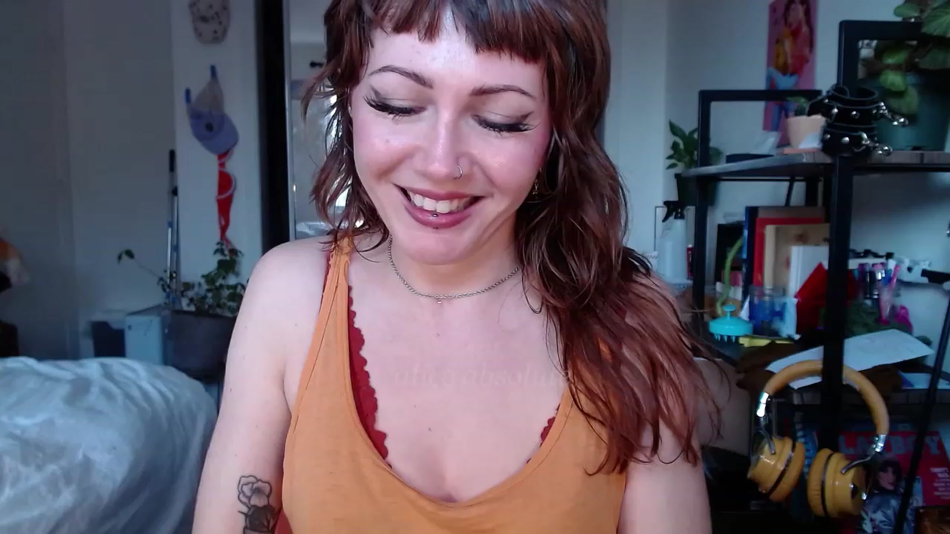 Gallery image thumbnail from AliceBdayBabe's myfreecams stream on, 01/17/2023, 19:41 image 18 of 20