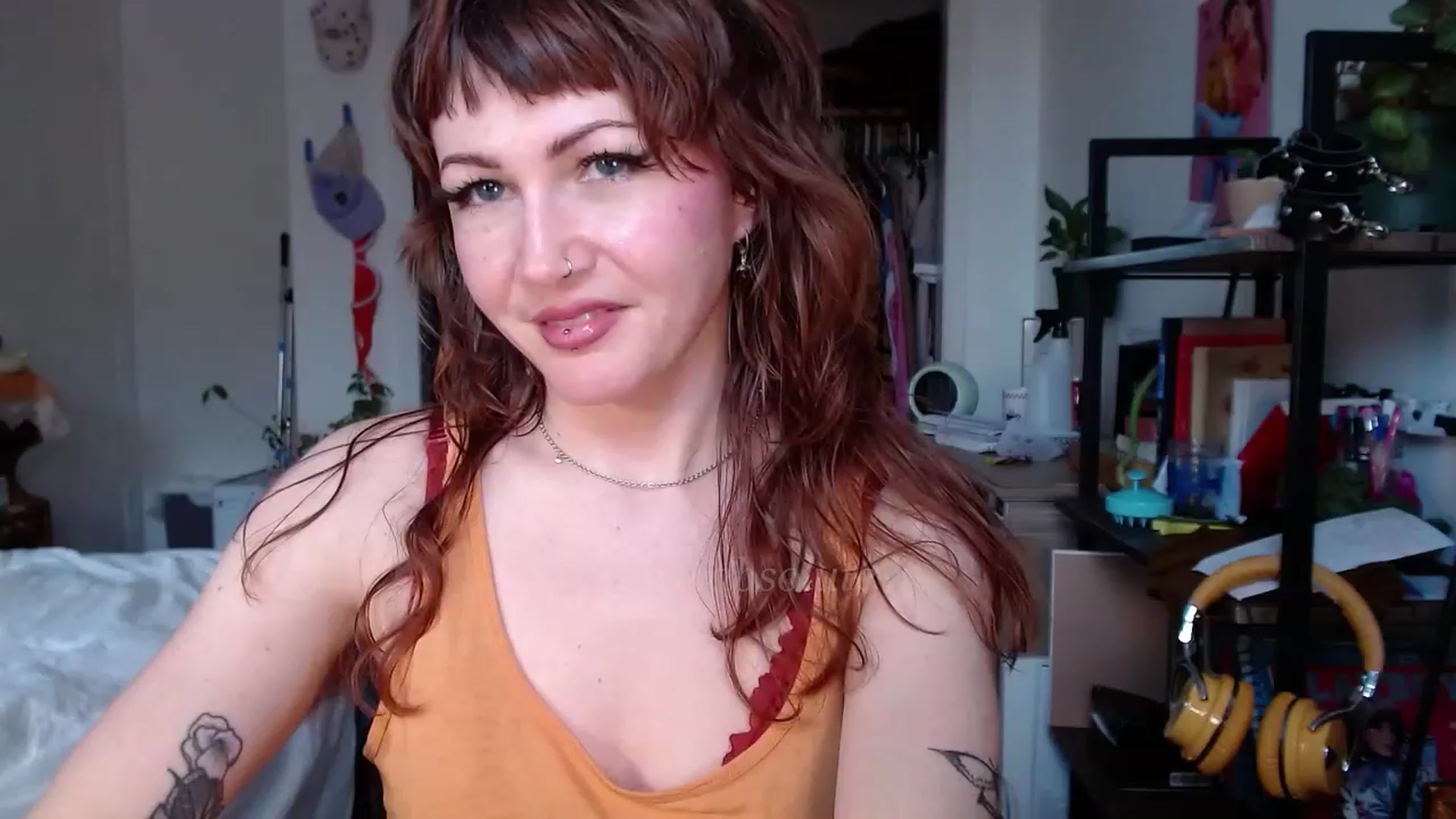 Gallery image thumbnail from AliceBdayBabe's myfreecams stream on, 01/17/2023, 20:22 image 4 of 20