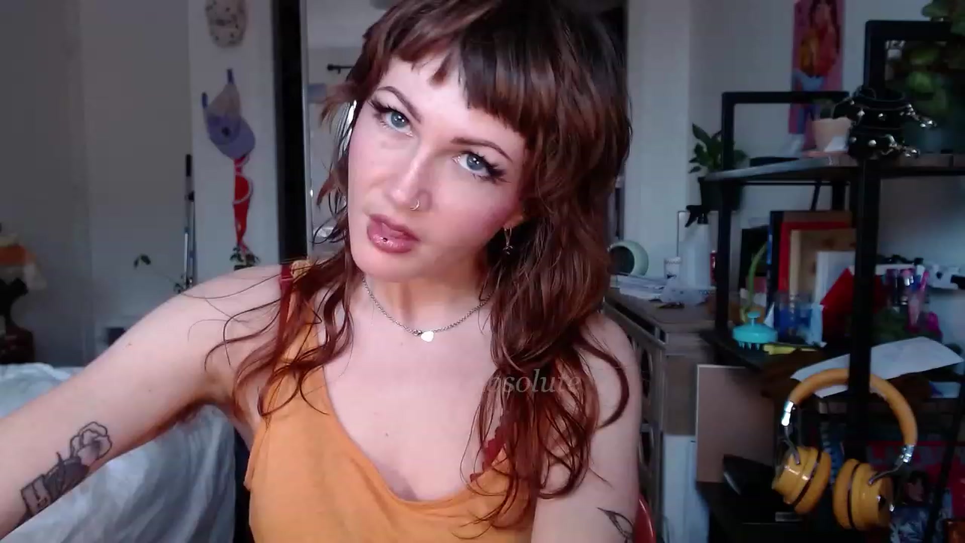 Gallery image thumbnail from AliceBdayBabe's myfreecams stream on, 01/17/2023, 20:22 image 6 of 20