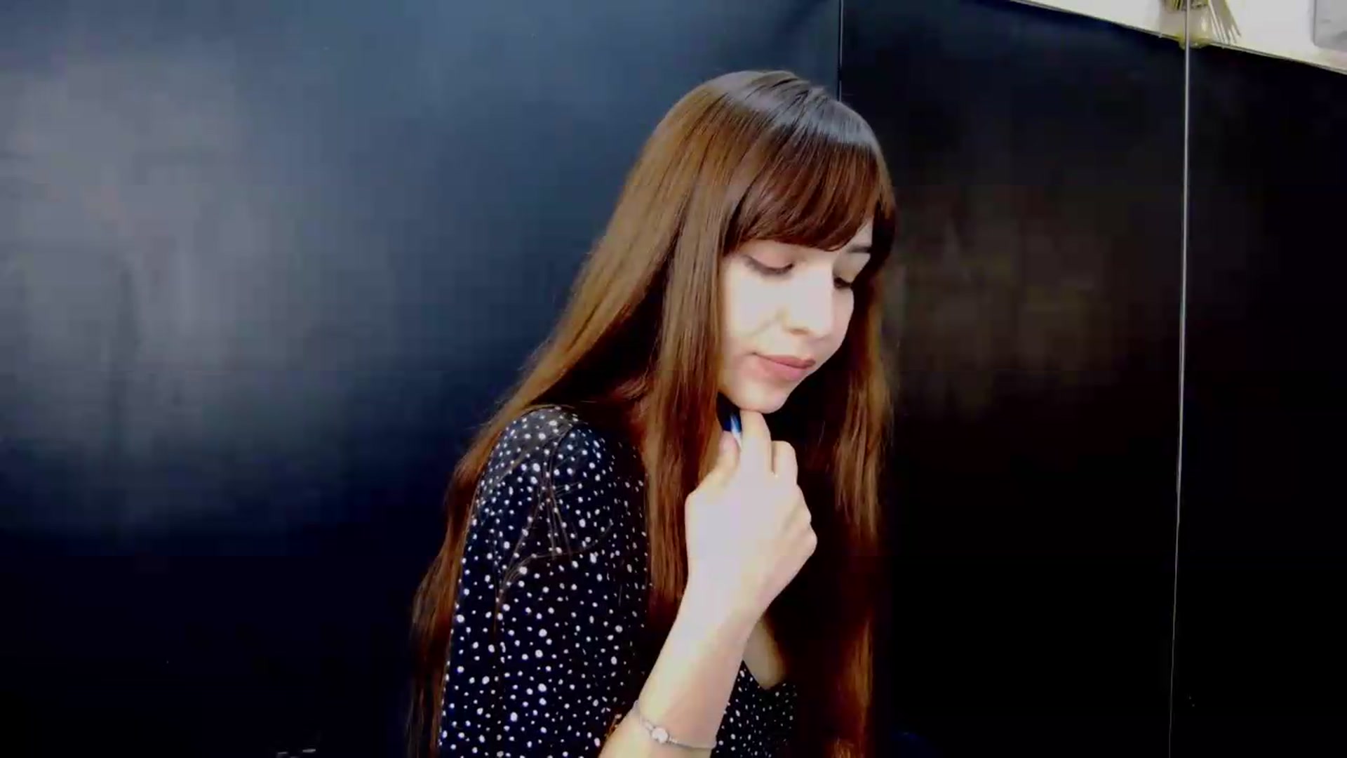 Gallery image thumbnail from AliceBlue's myfreecams stream on, 05/27/2026, 15:06 image 16 of 20