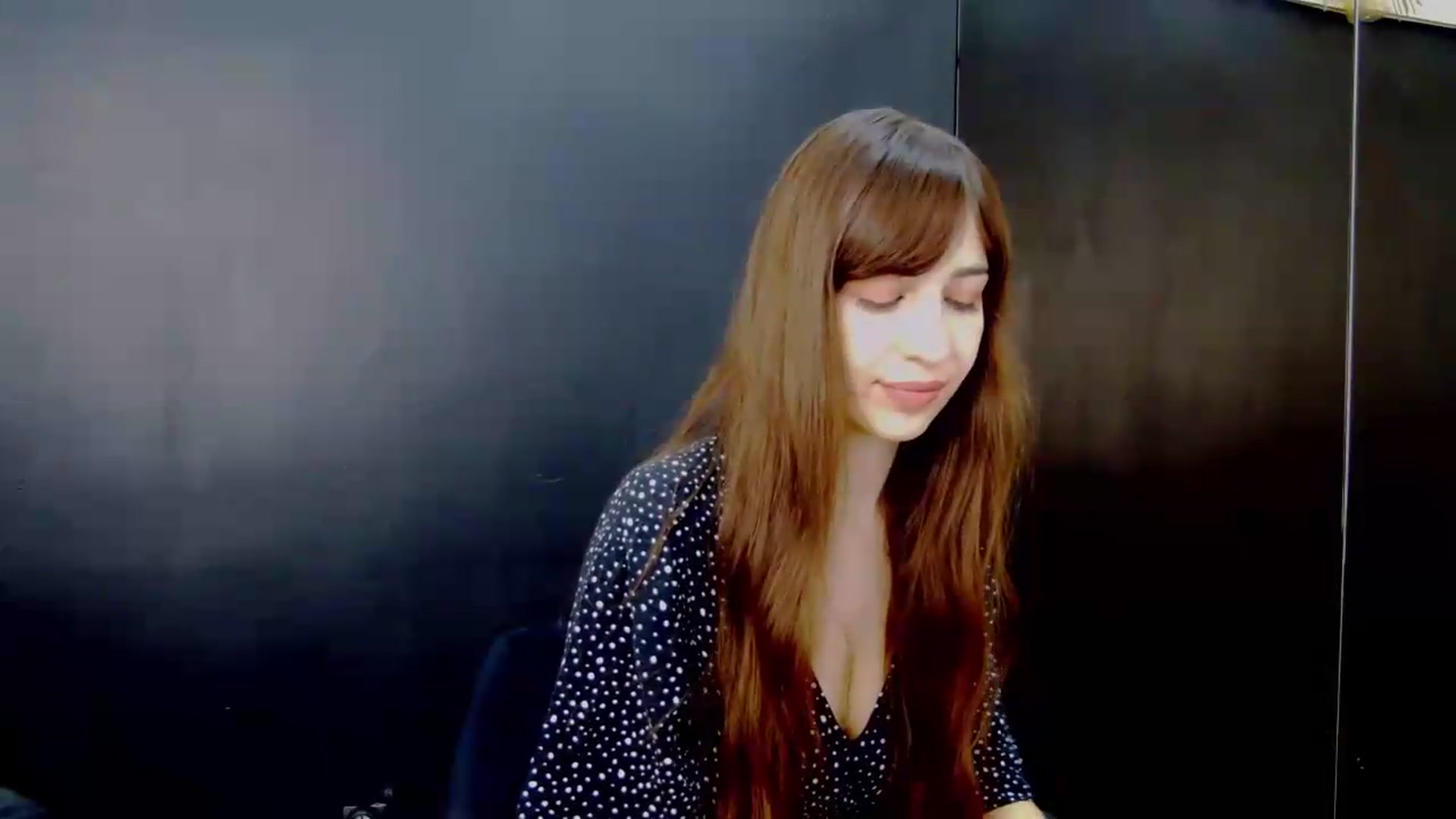 Gallery image thumbnail from AliceBlue's myfreecams stream on, 05/27/2026, 18:07 image 7 of 20