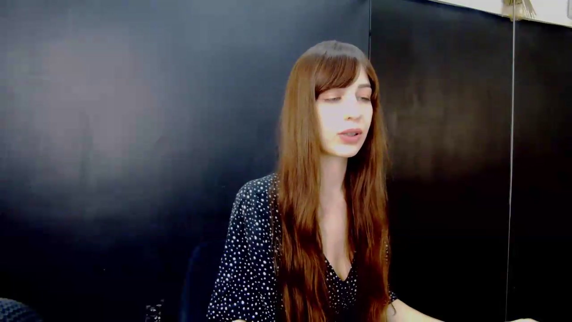 Gallery image thumbnail from AliceBlue's myfreecams stream on, 05/27/2026, 18:07 image 16 of 20