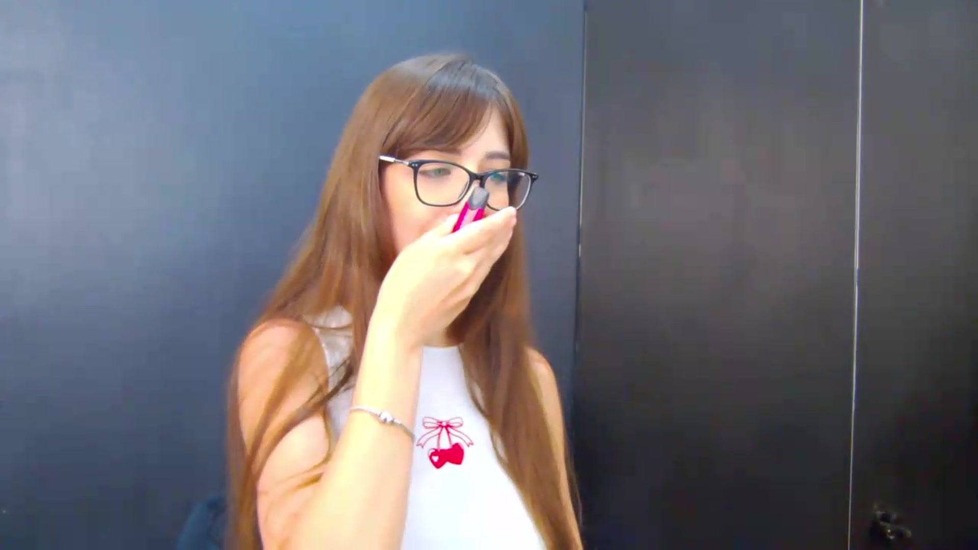 Gallery image thumbnail from AliceBlue's myfreecams stream on, 06/11/2026, 21:45 image 7 of 20
