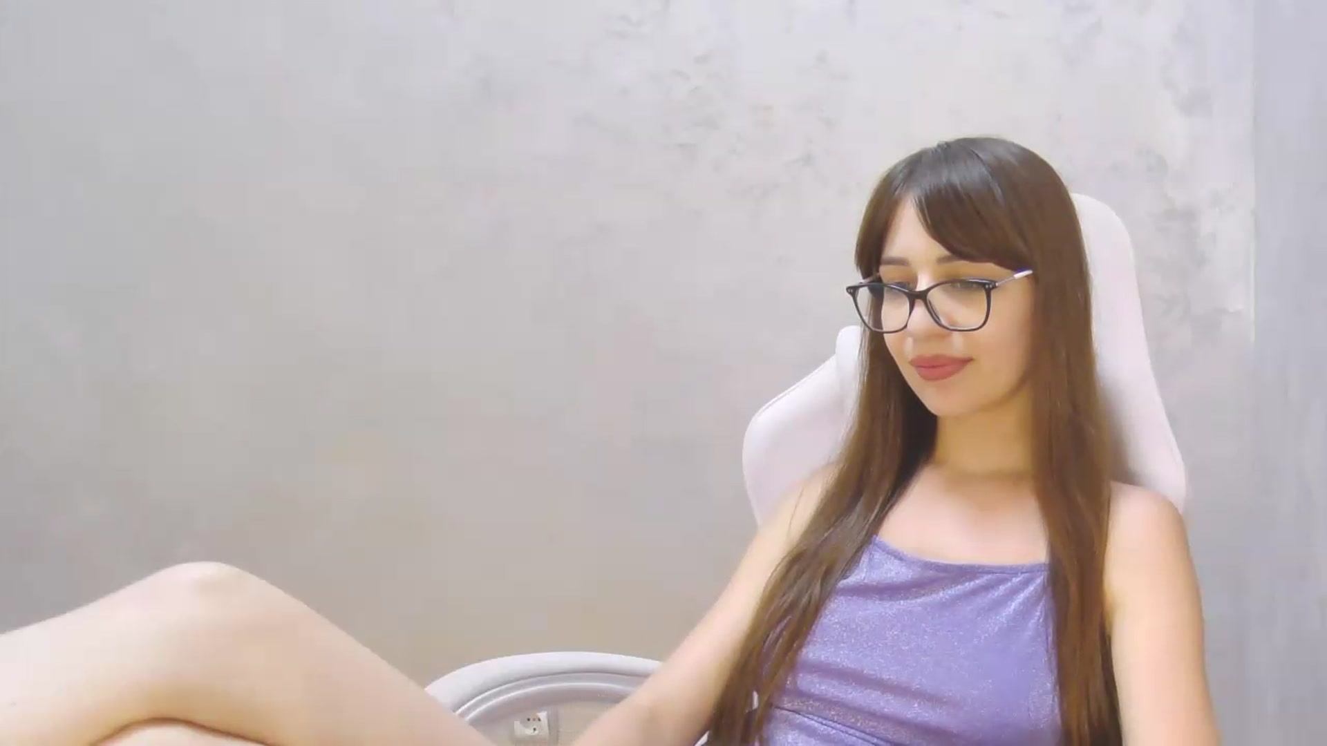 Gallery image thumbnail from AliceBlue's myfreecams stream on, 06/13/2026, 01:56 image 6 of 20