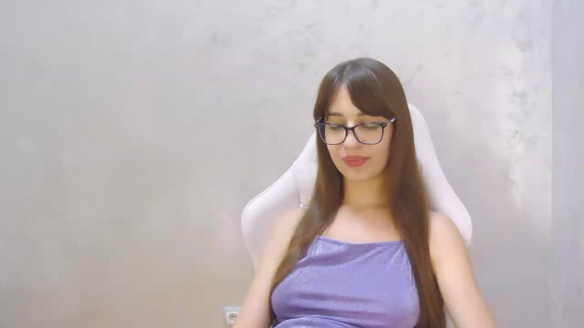 Gallery image thumbnail from AliceBlue's myfreecams stream on, 06/13/2026, 01:56 image 17 of 20