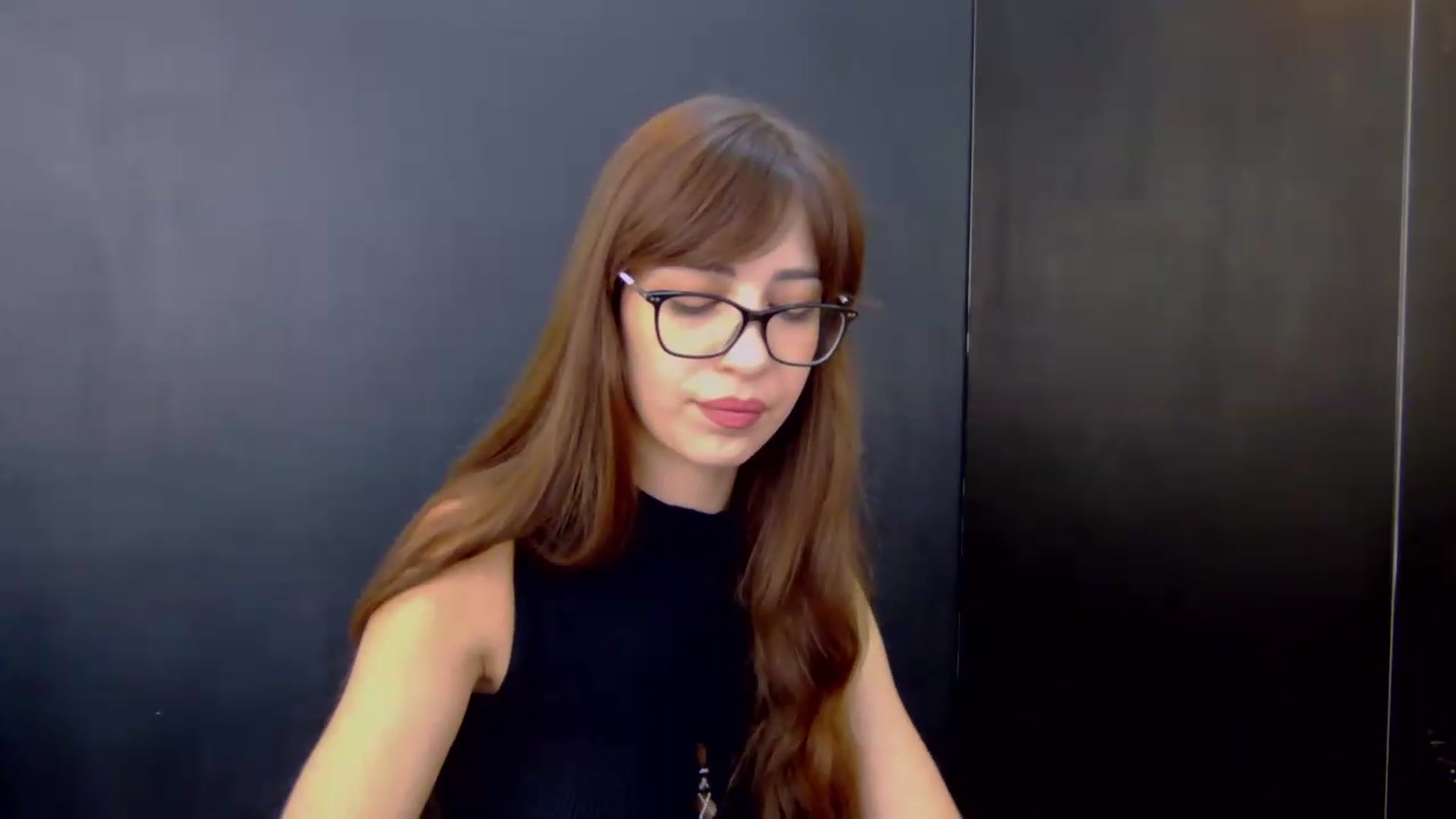 Gallery image thumbnail from AliceBlue's myfreecams stream on, 06/13/2026, 20:33 image 5 of 20