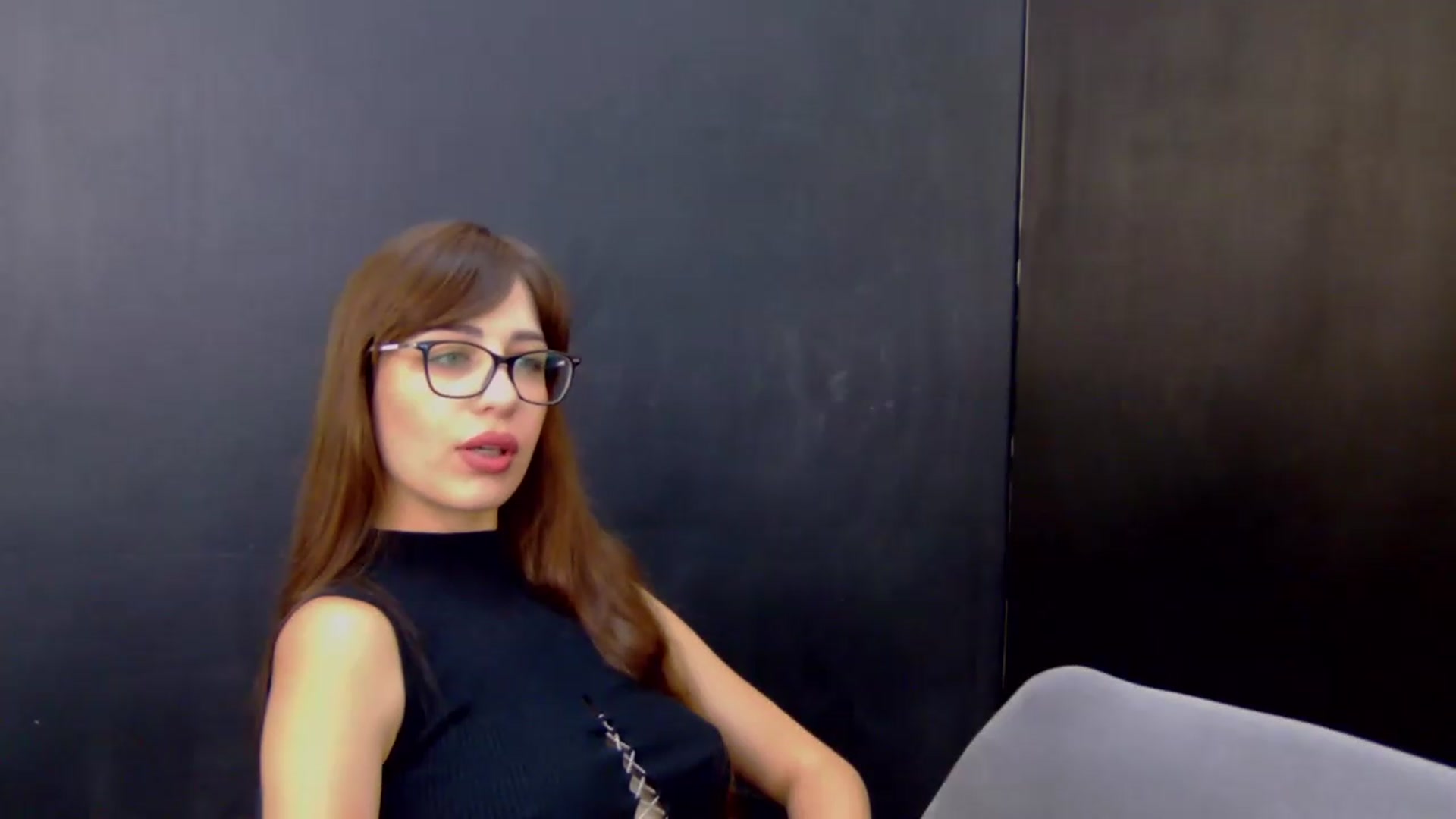 Gallery image thumbnail from AliceBlue's myfreecams stream on, 06/13/2026, 20:33 image 18 of 20