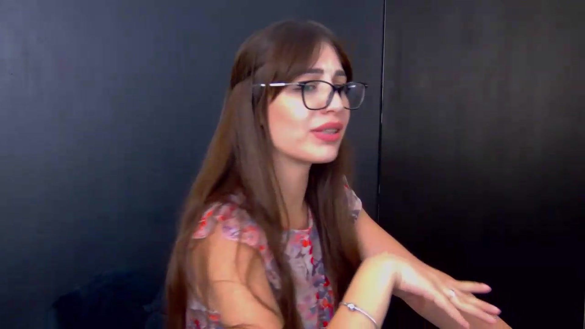 Gallery image thumbnail from AliceBlue's myfreecams stream on, 06/19/2026, 14:00 image 18 of 20