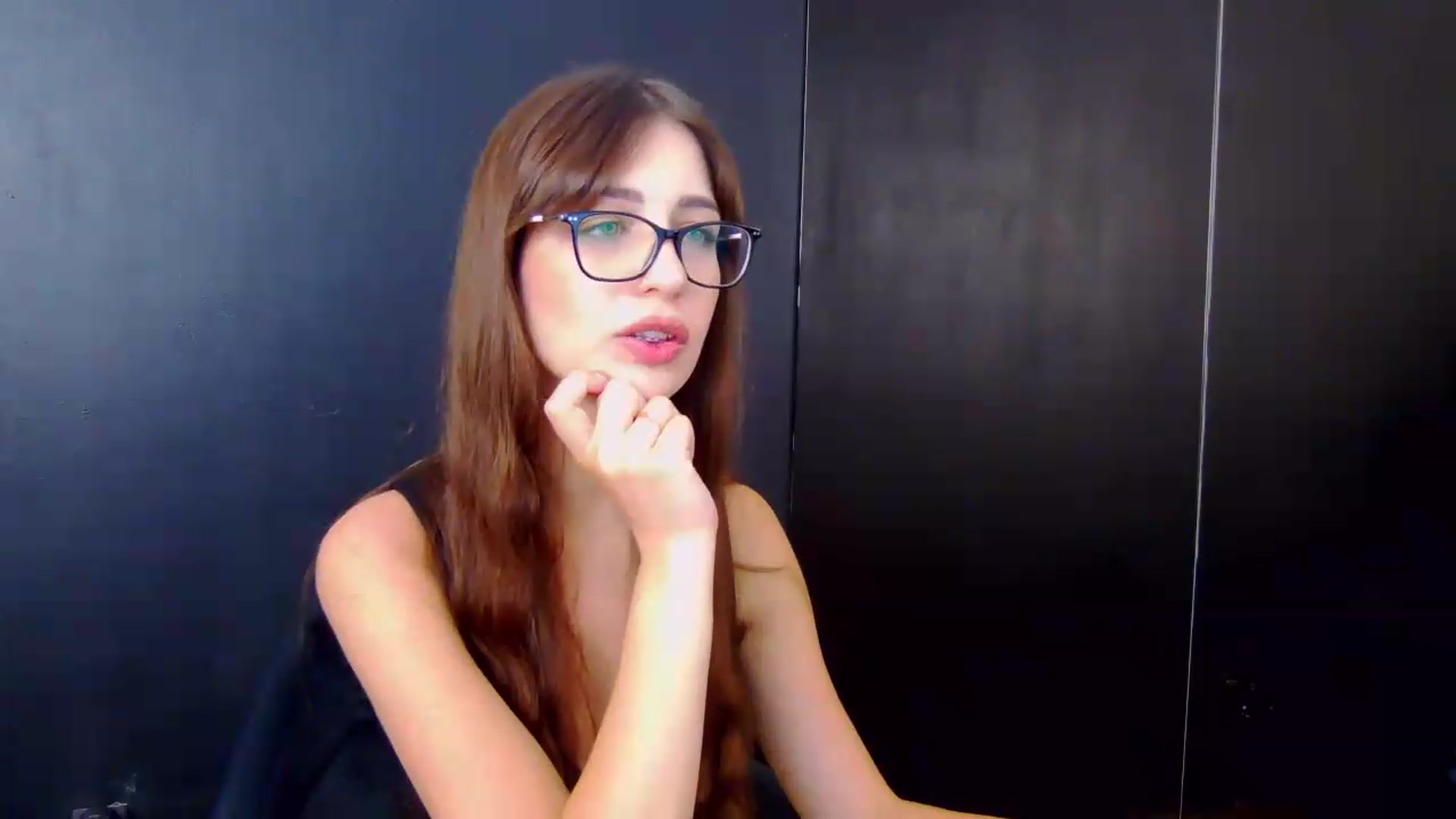 Gallery image thumbnail from AliceBlue's myfreecams stream on, 06/20/2026, 16:09 image 18 of 20