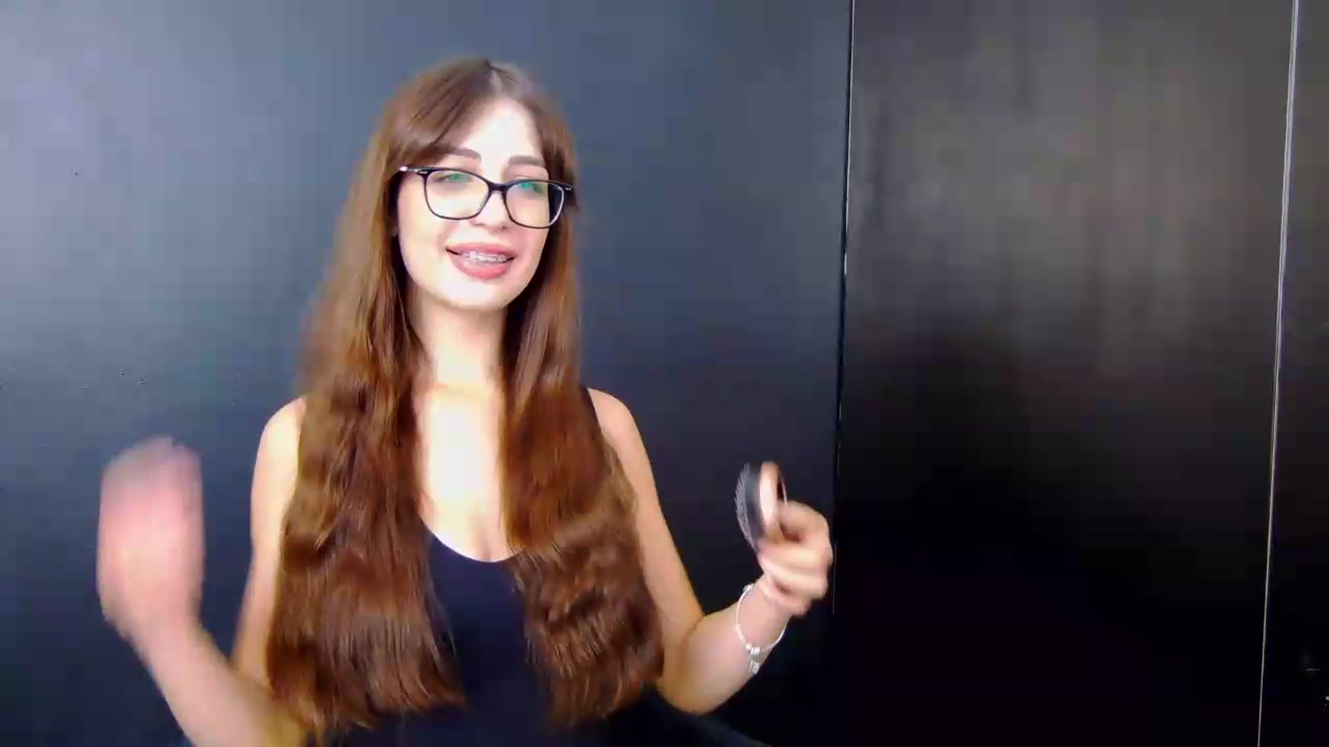 Gallery image thumbnail from AliceBlue's myfreecams stream on, 06/20/2026, 16:09 image 9 of 20