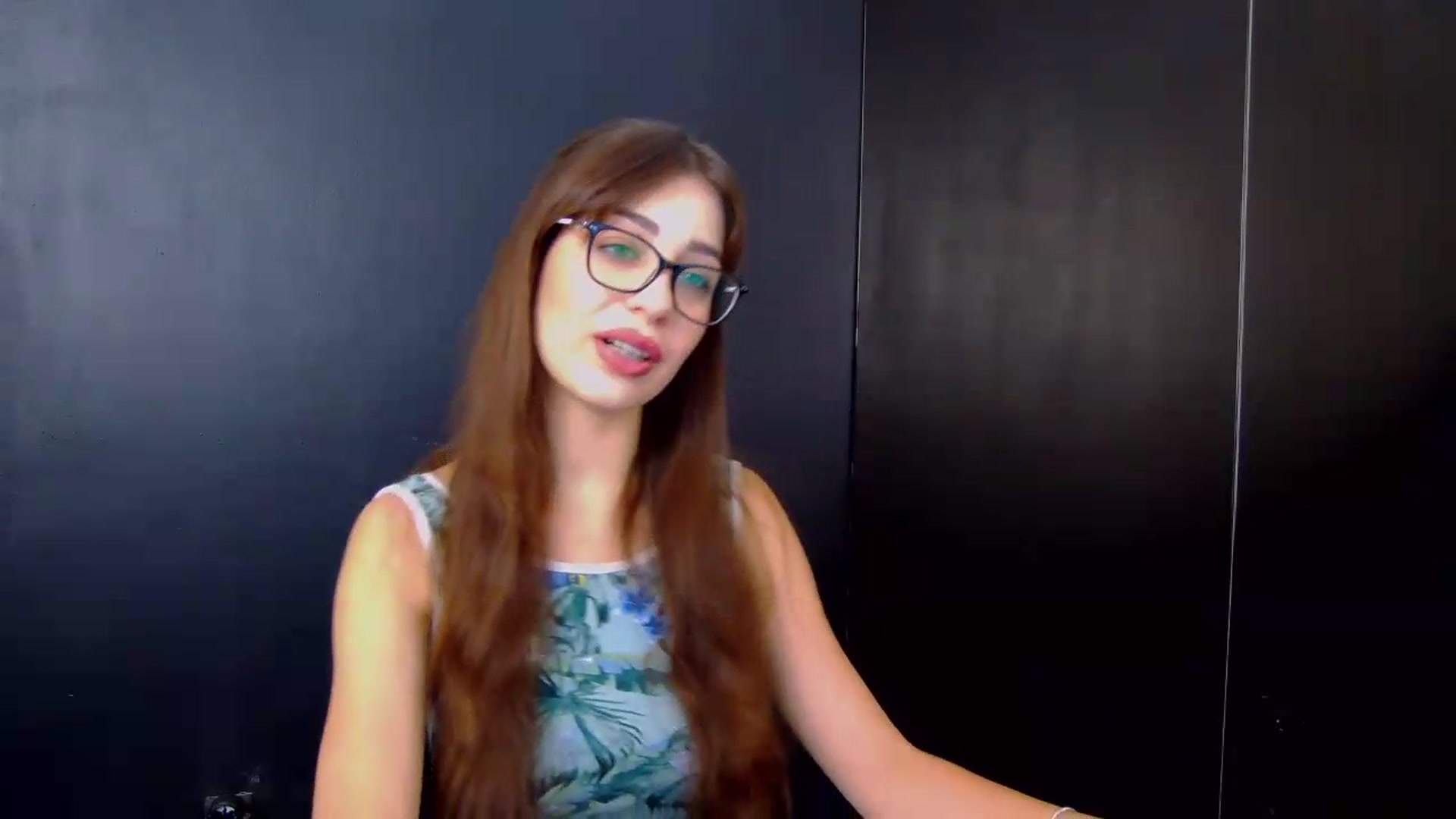 Gallery image thumbnail from AliceBlue's myfreecams stream on, 06/21/2026, 12:32 image 14 of 20