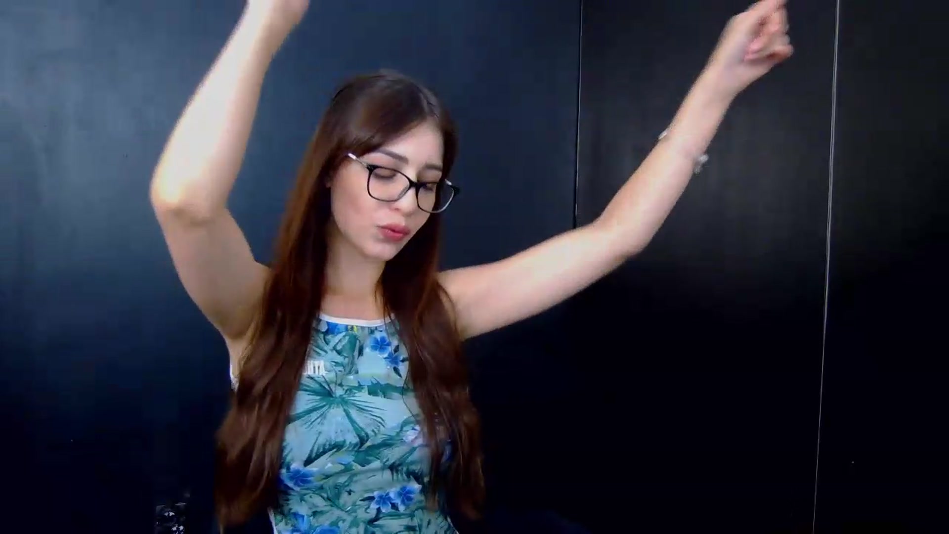 Gallery image thumbnail from AliceBlue's myfreecams stream on, 06/21/2026, 14:00 image 16 of 20