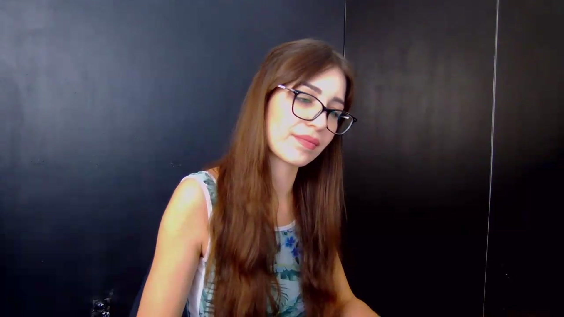 Gallery image thumbnail from AliceBlue's myfreecams stream on, 06/21/2026, 15:21 image 2 of 20