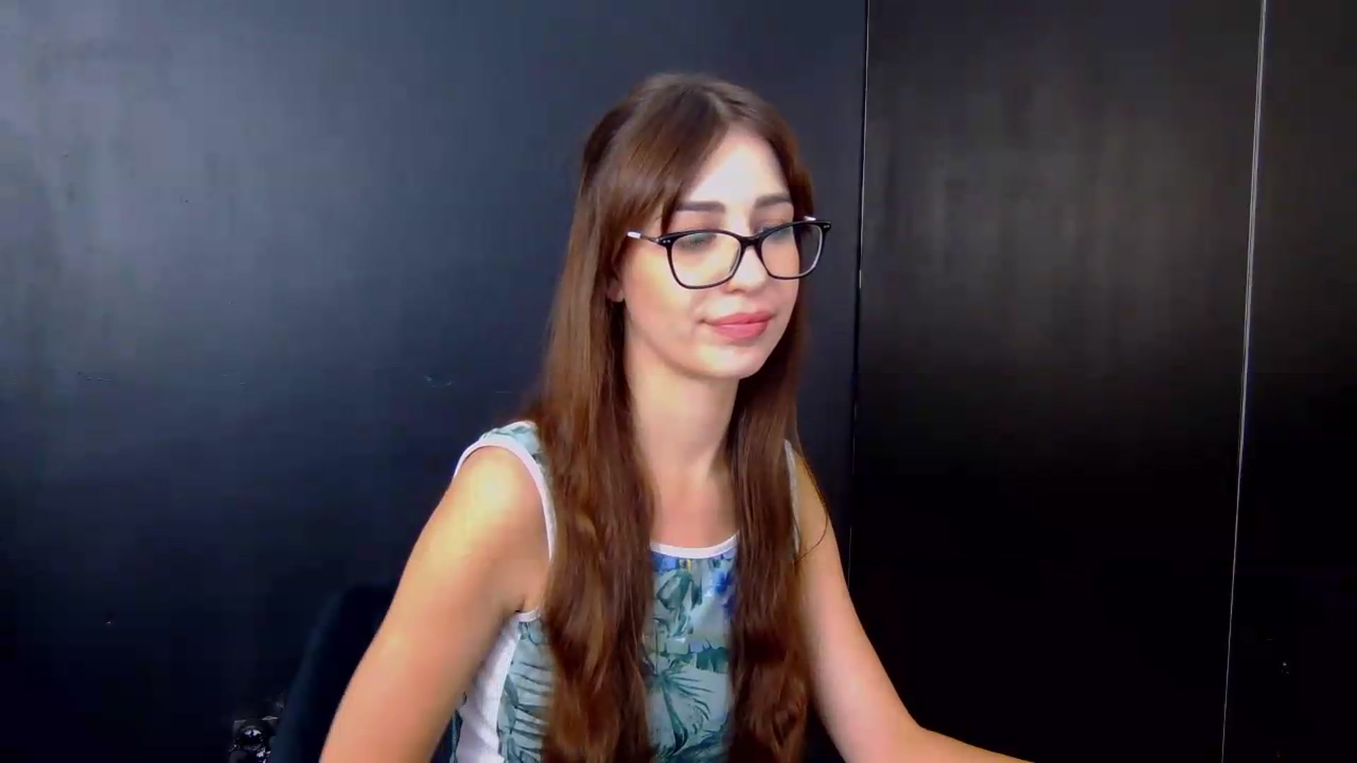 Gallery image thumbnail from AliceBlue's myfreecams stream on, 06/21/2026, 16:49 image 14 of 20