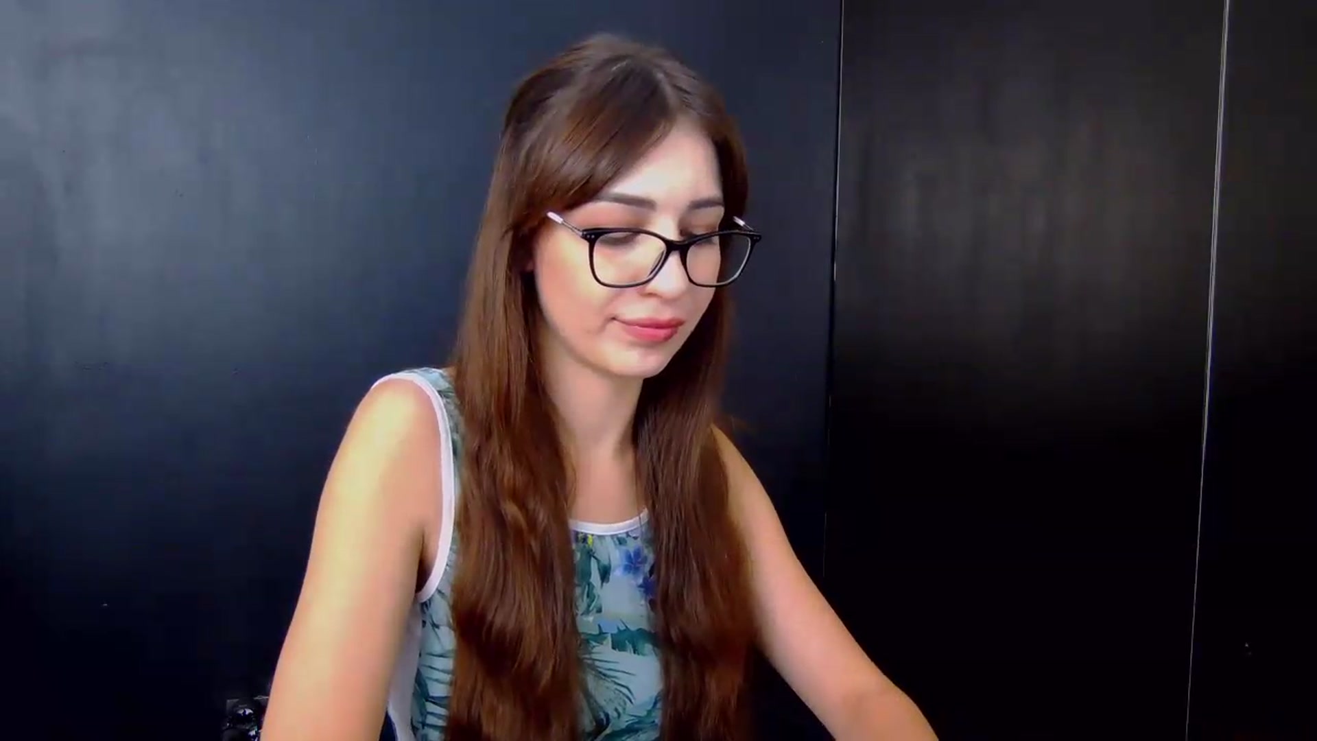 Gallery image thumbnail from AliceBlue's myfreecams stream on, 06/21/2026, 16:49 image 6 of 20