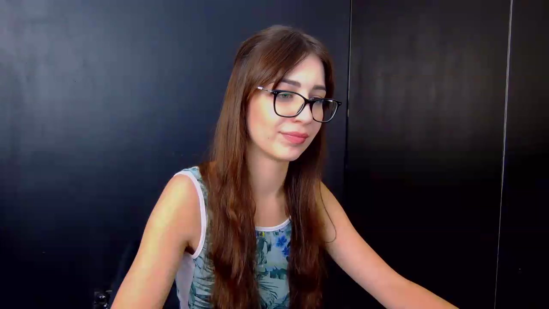 Gallery image thumbnail from AliceBlue's myfreecams stream on, 06/21/2026, 16:49 image 15 of 20