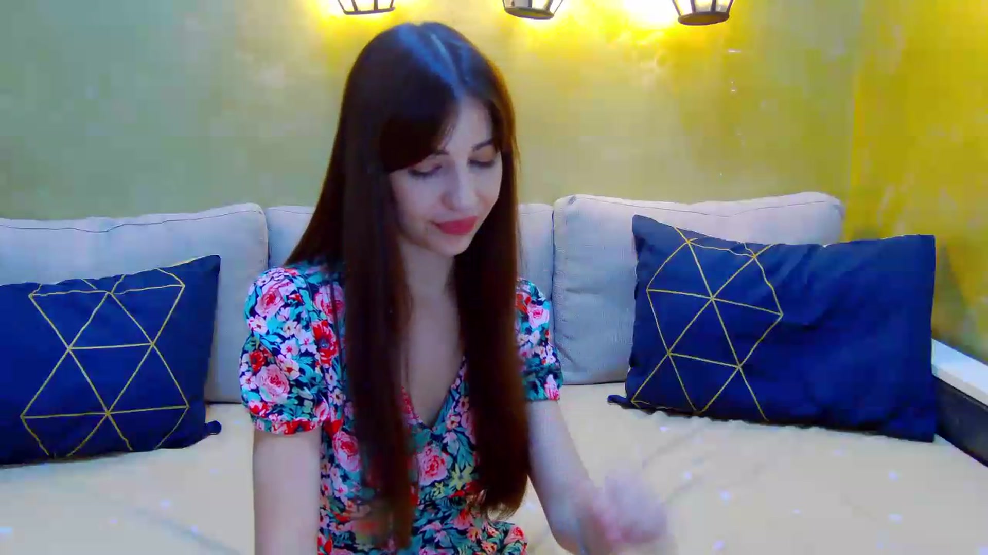 Gallery image thumbnail from AliceBlue's myfreecams stream on, 06/25/2026, 13:42 image 9 of 20