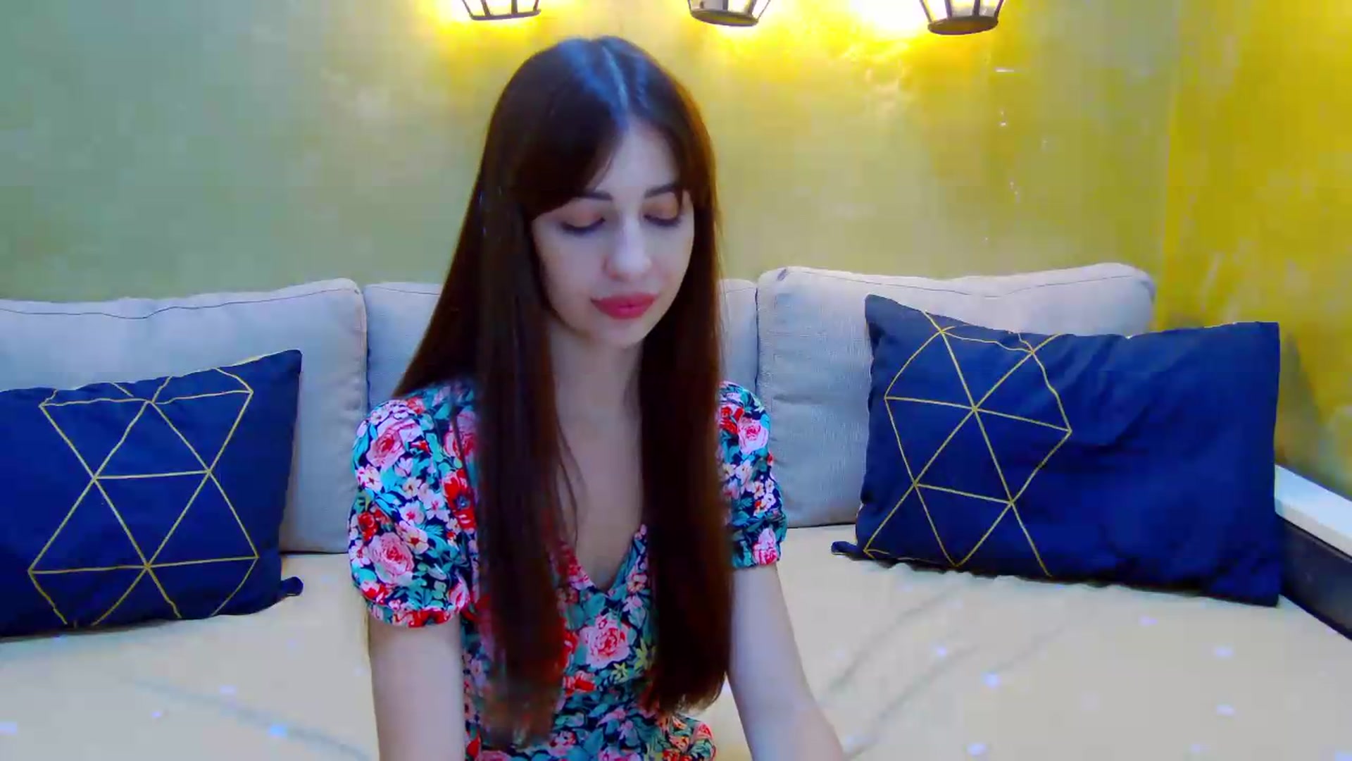 Gallery image thumbnail from AliceBlue's myfreecams stream on, 06/25/2026, 13:42 image 10 of 20