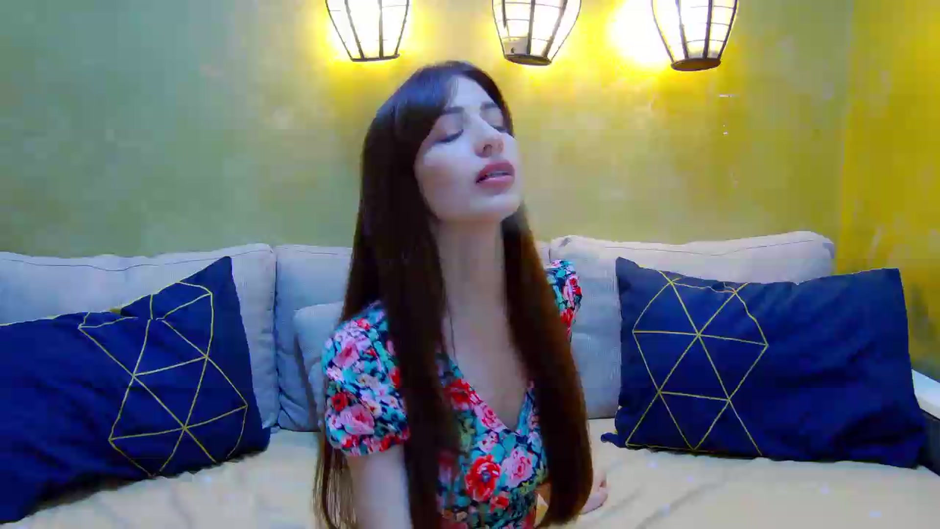 Gallery image thumbnail from AliceBlue's myfreecams stream on, 06/25/2026, 15:26 image 20 of 20