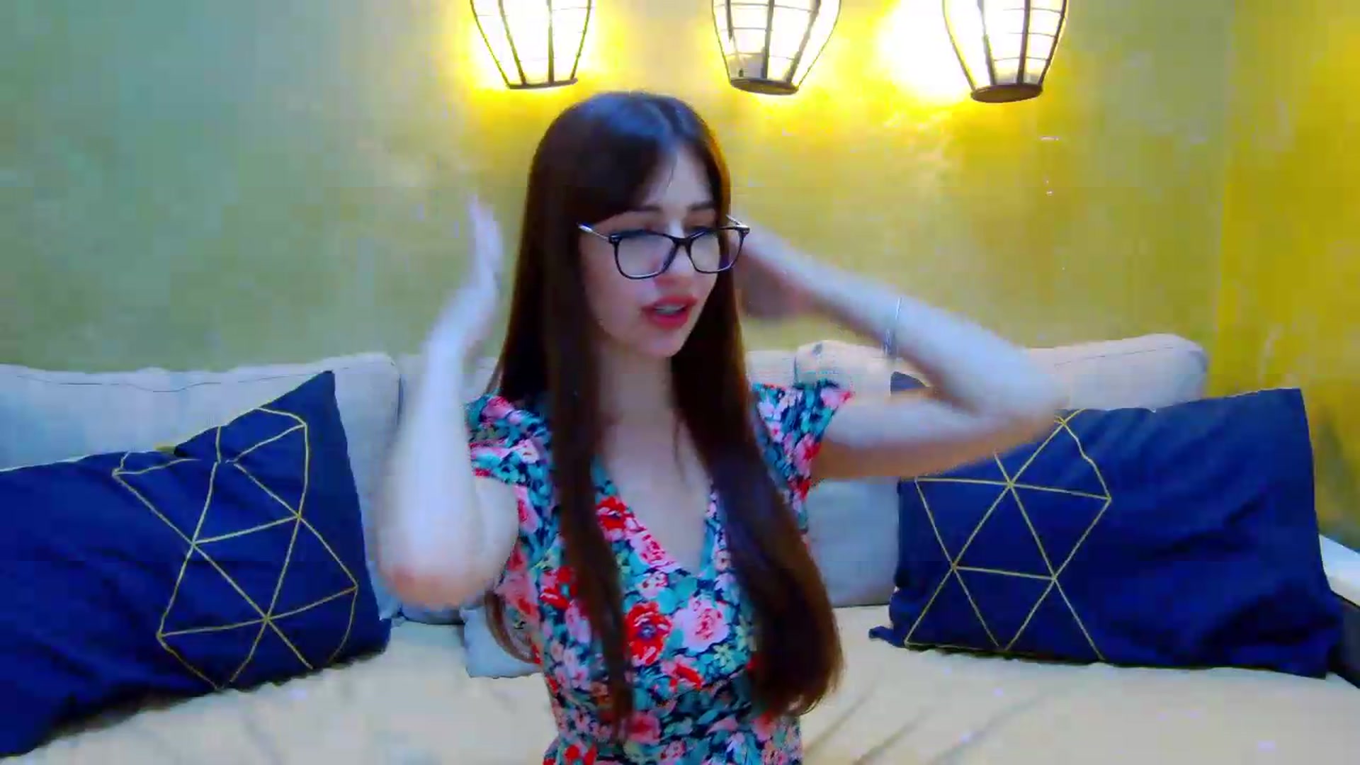 Gallery image thumbnail from AliceBlue's myfreecams stream on, 06/25/2026, 15:26 image 16 of 20