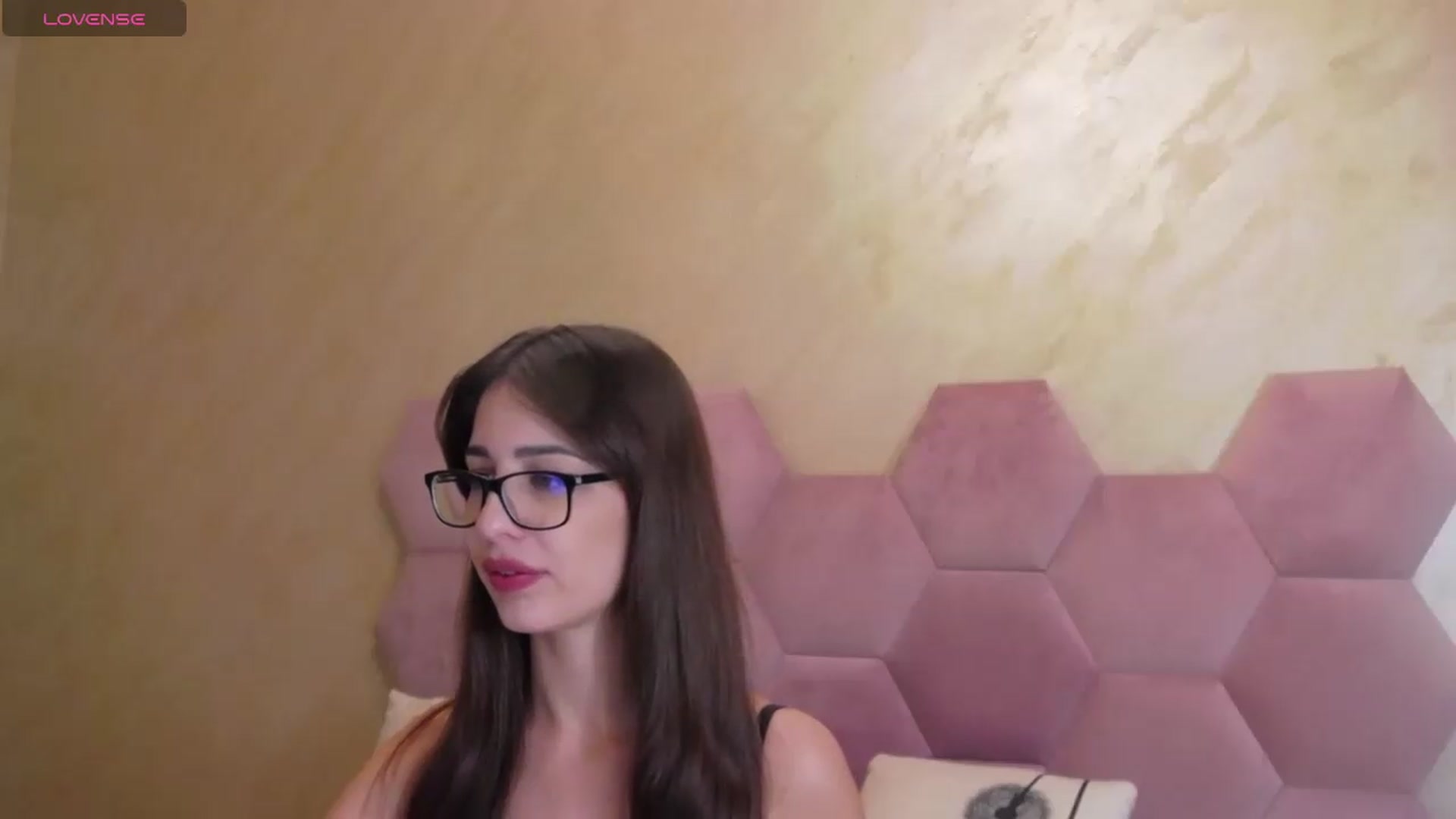 Gallery image thumbnail from AliceBlue's myfreecams stream on, 07/28/2026, 15:38 image 20 of 20