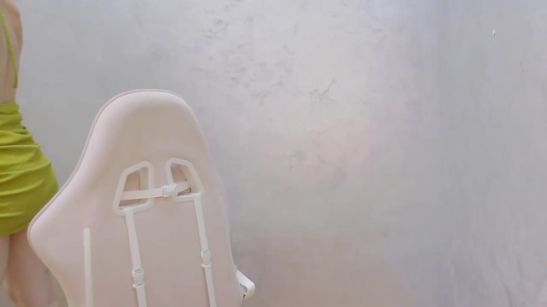 Gallery image thumbnail from AliceBlue's myfreecams stream on, 08/05/2026, 11:58 image 9 of 20