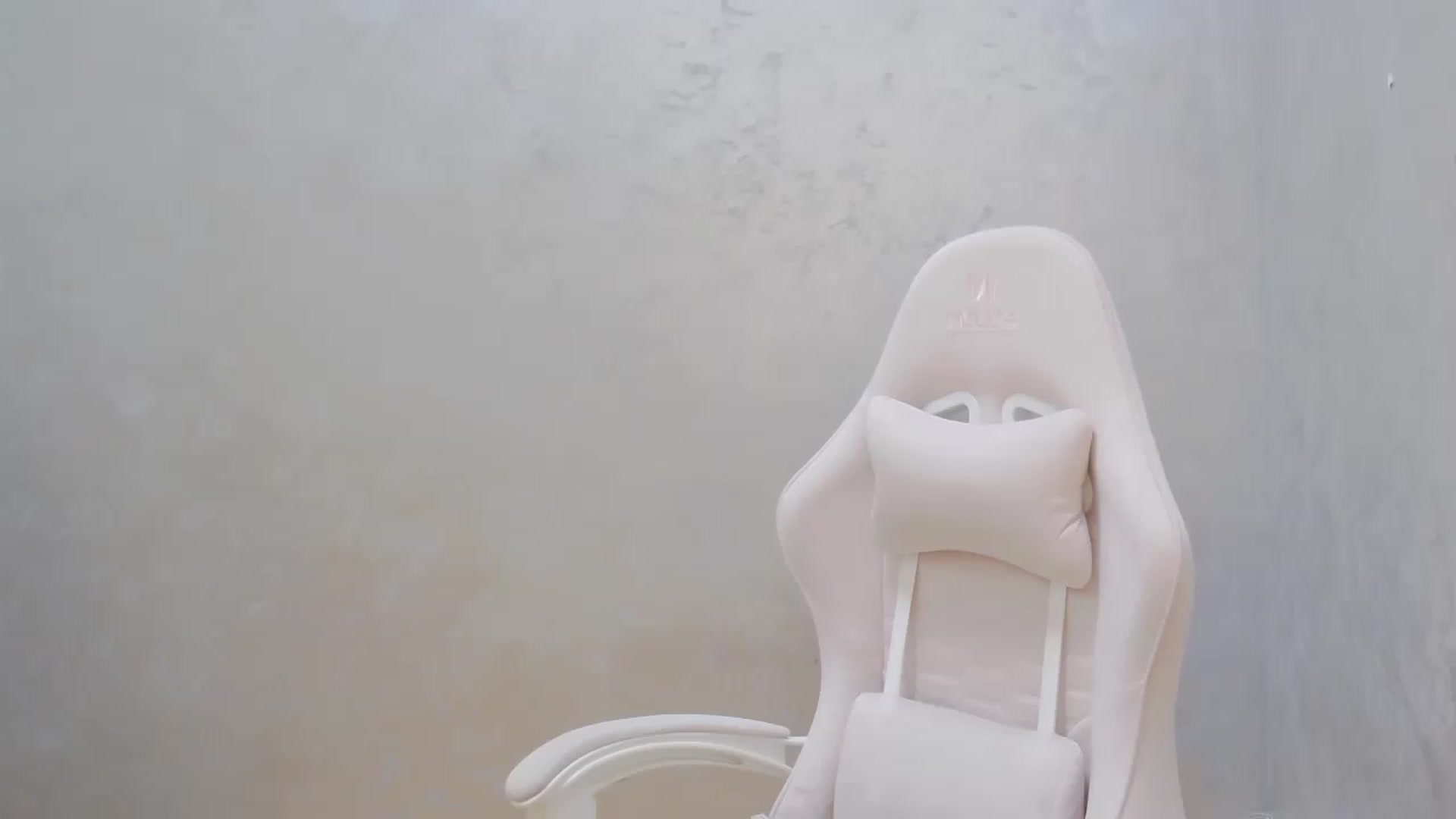 Gallery image thumbnail from AliceBlue's myfreecams stream on, 08/05/2026, 13:32 image 19 of 20