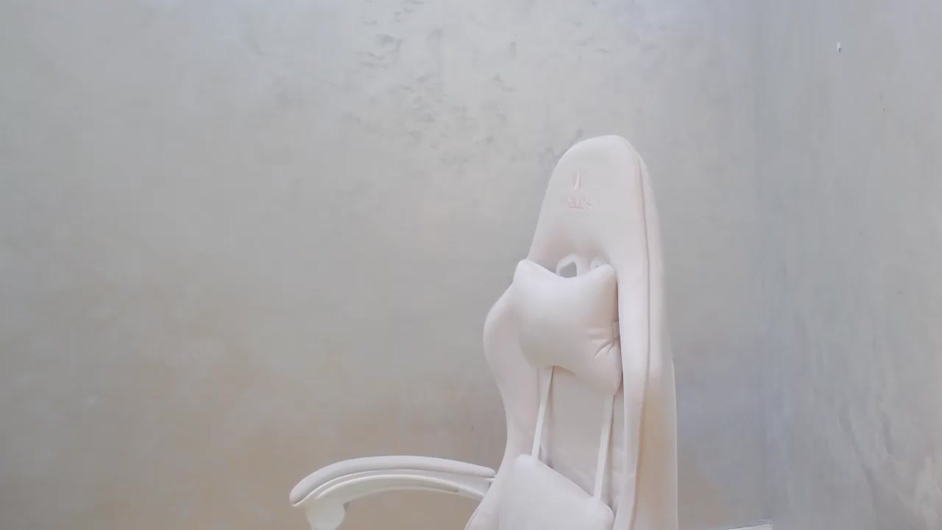 Gallery image thumbnail from AliceBlue's myfreecams stream on, 08/05/2026, 15:41 image 14 of 20