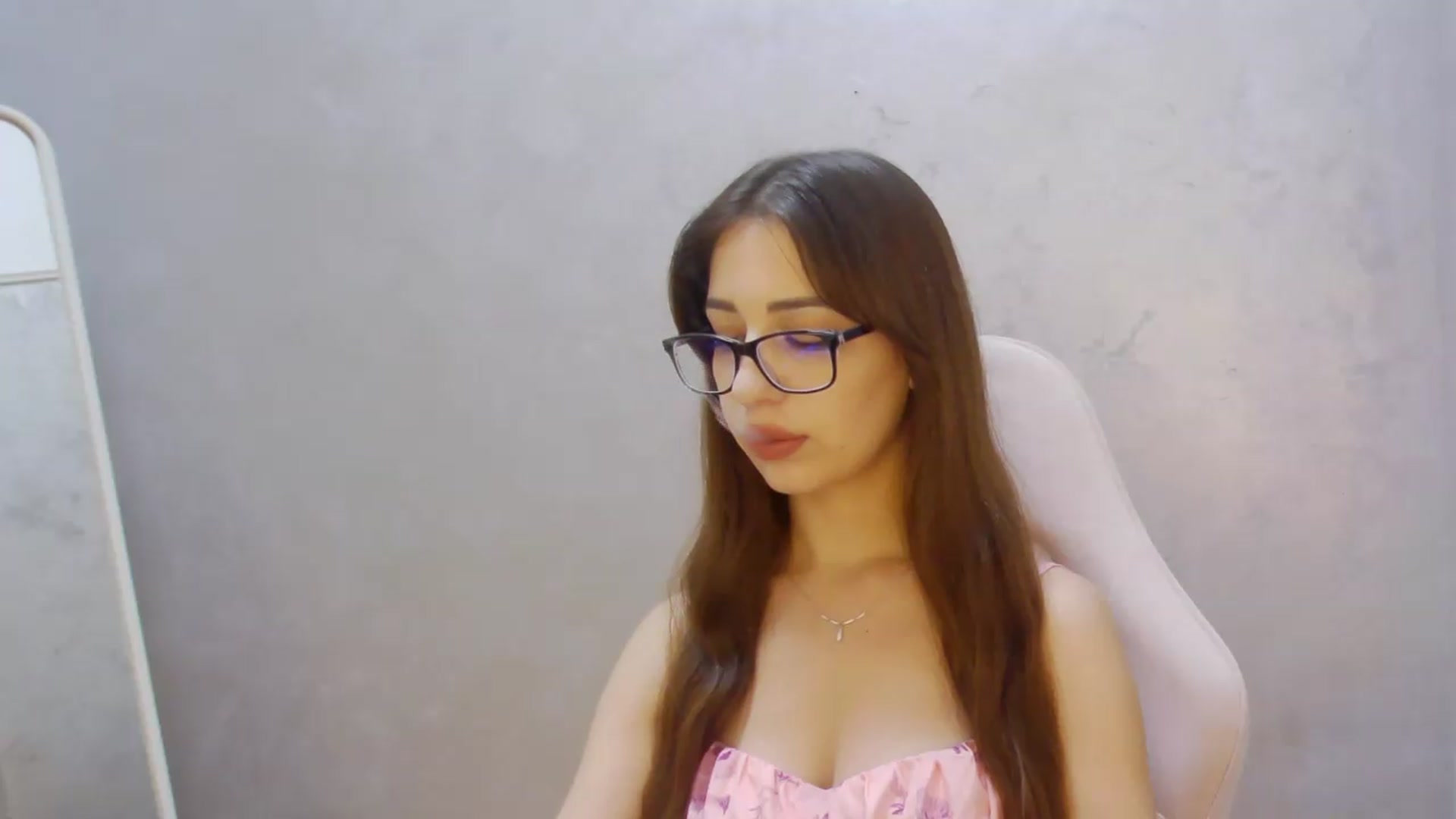 Gallery image thumbnail from AliceBlue's myfreecams stream on, 08/09/2026, 12:20 image 5 of 20
