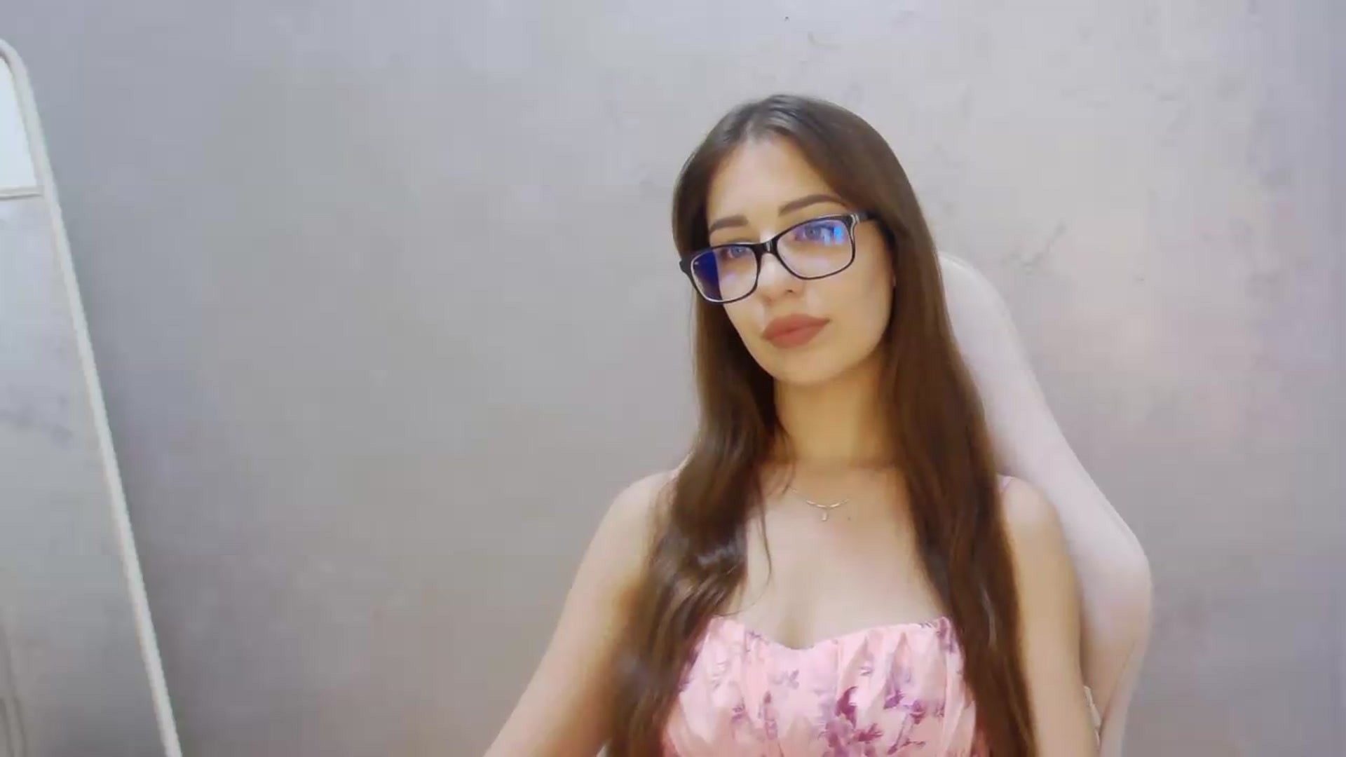 Gallery image thumbnail from AliceBlue's myfreecams stream on, 08/09/2026, 12:20 image 9 of 20