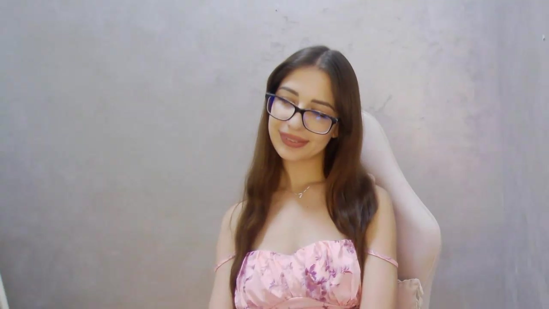 Gallery image thumbnail from AliceBlue's myfreecams stream on, 08/09/2026, 15:03 image 4 of 20