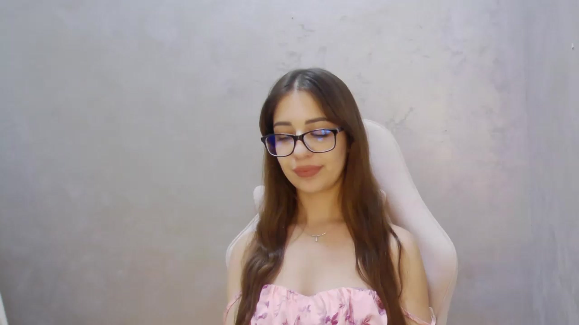 Gallery image thumbnail from AliceBlue's myfreecams stream on, 08/09/2026, 15:24 image 17 of 20