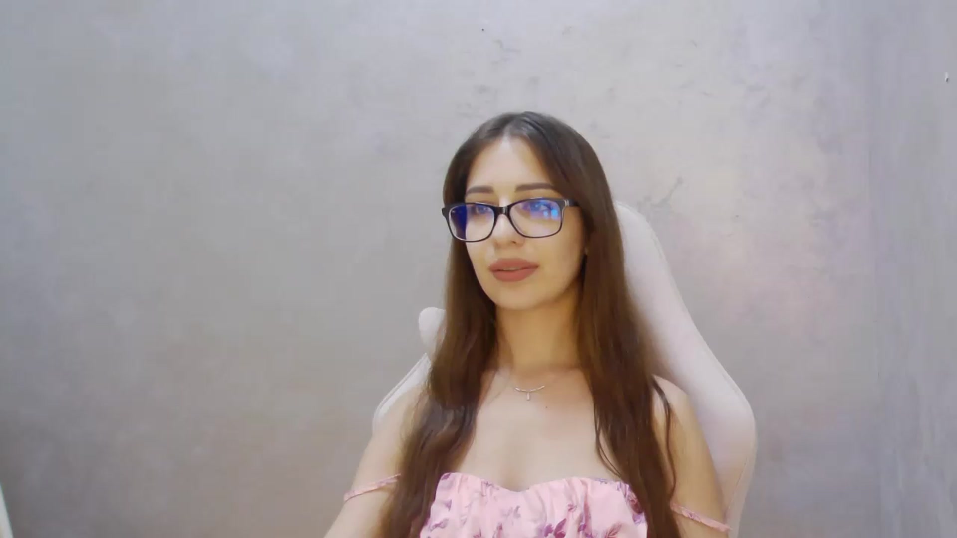Gallery image thumbnail from AliceBlue's myfreecams stream on, 08/09/2026, 15:24 image 18 of 20